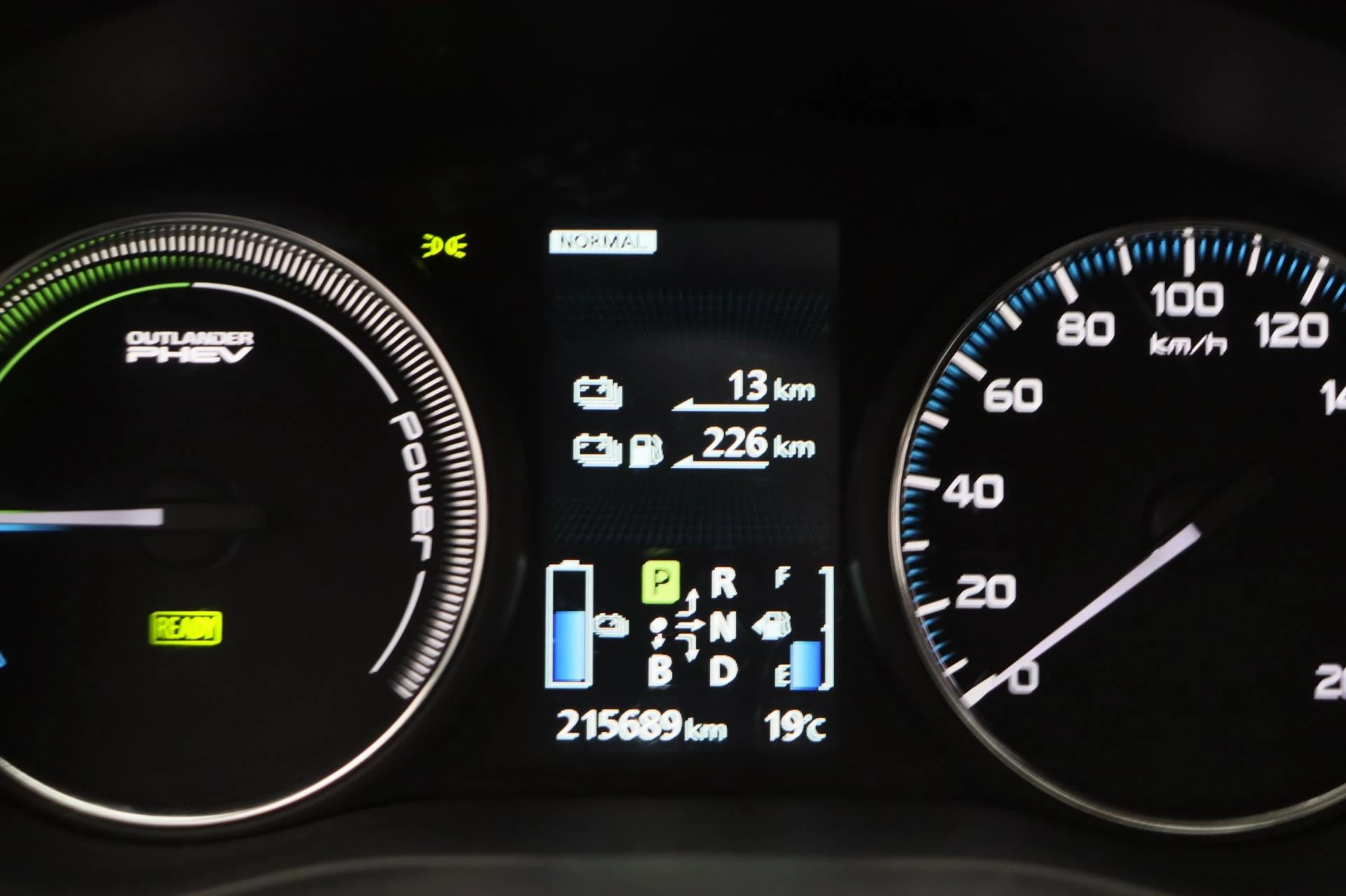 Hoofdafbeelding Mitsubishi Outlander