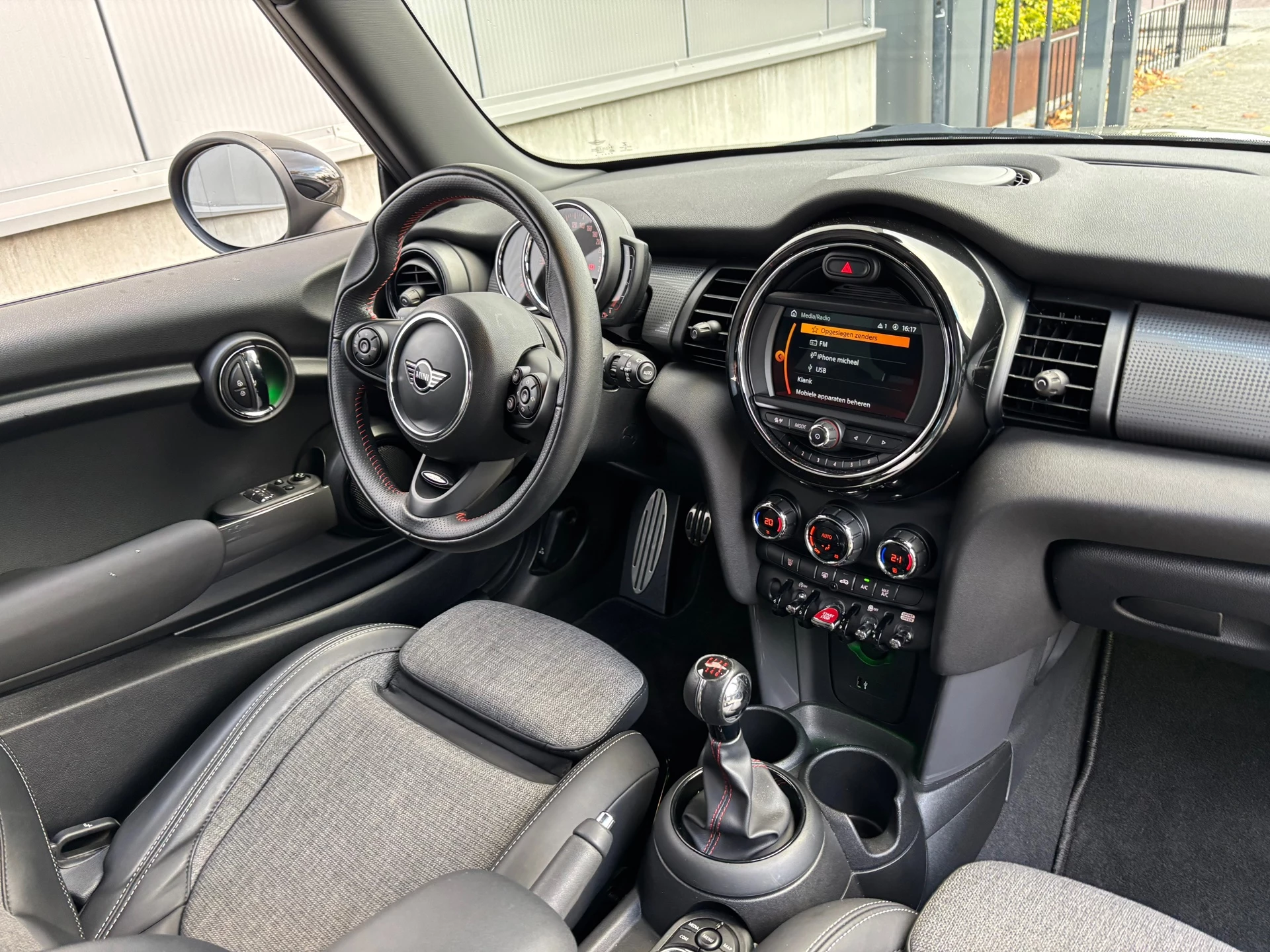 Hoofdafbeelding MINI Cooper