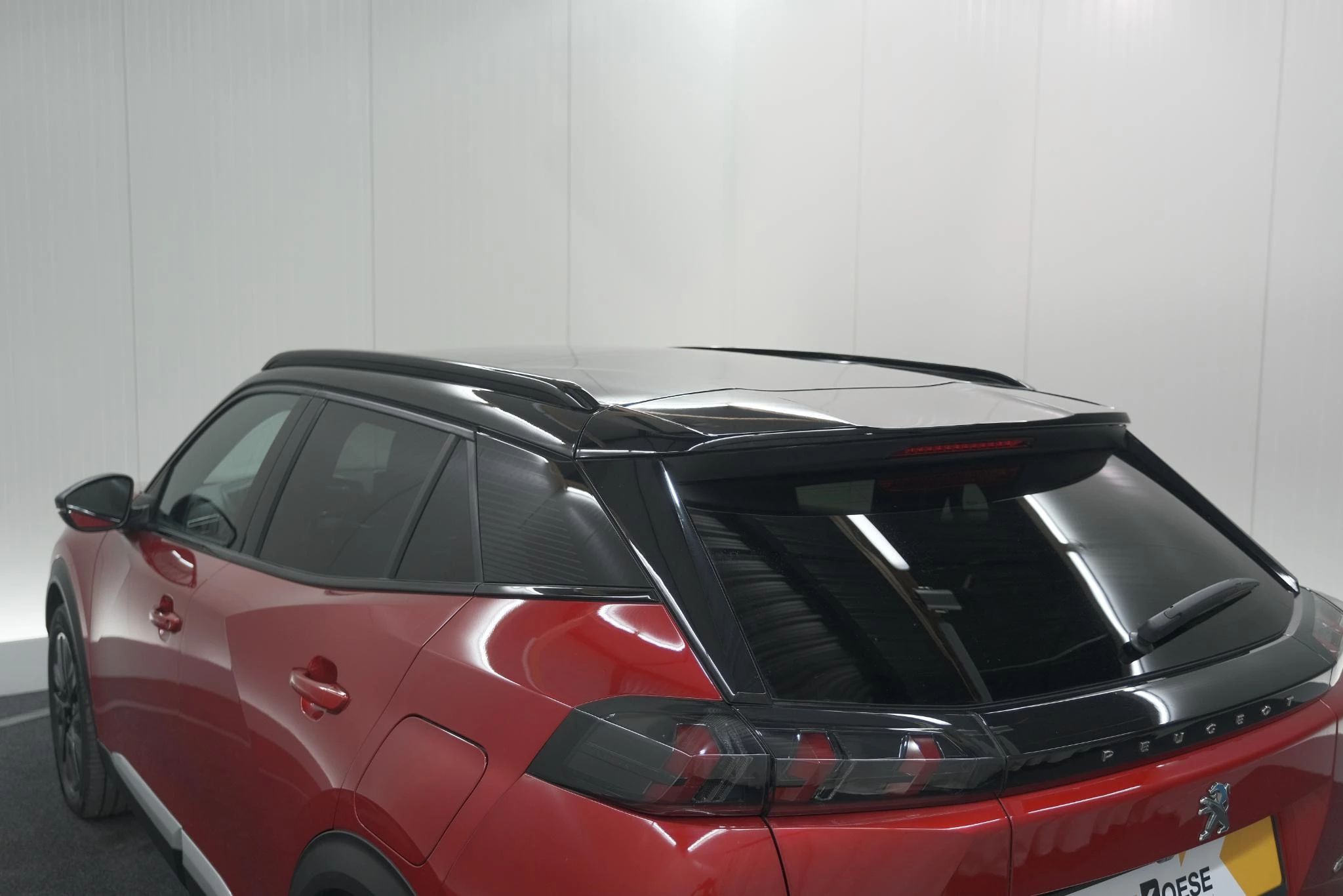 Hoofdafbeelding Peugeot e-2008