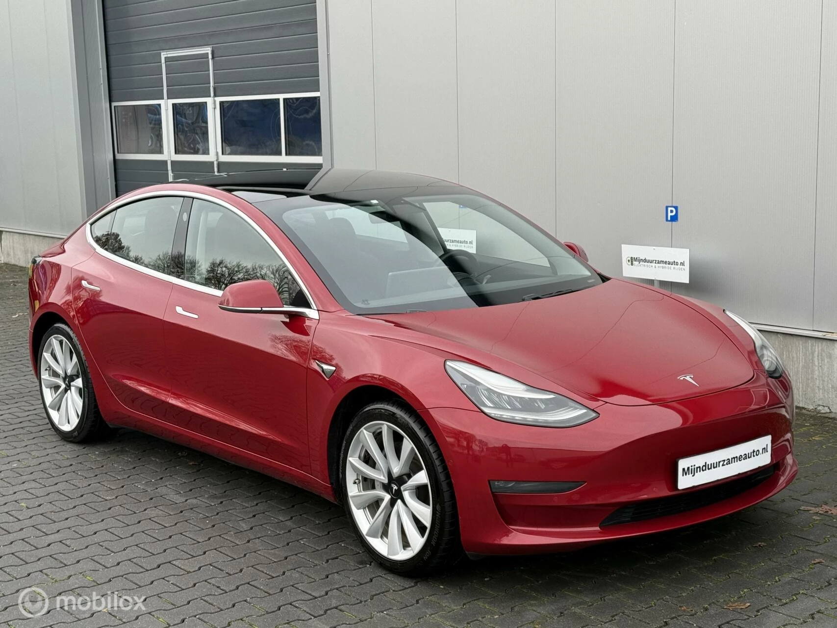 Hoofdafbeelding Tesla Model 3