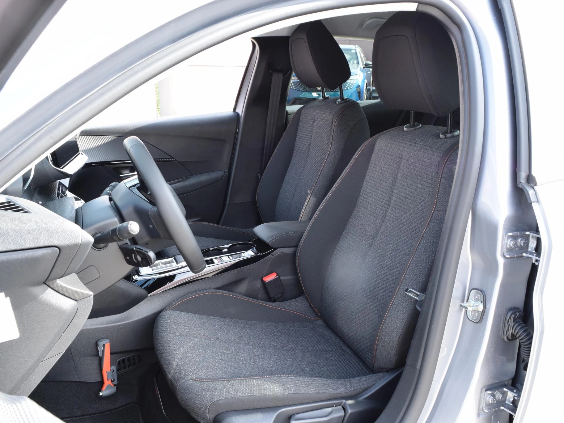 Hoofdafbeelding Peugeot e-208