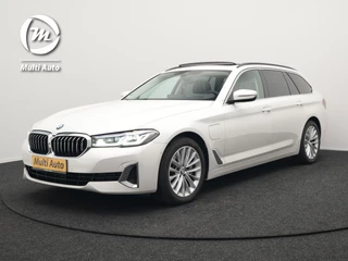 BMW 5 Serie Touring 530e xDrive Luxury Line Plug In Hybrid 293pk PHEV | Panodak | Laser LED | 360 Camera | Lederen Comfortstoelen Memory | Head Up | Keyless | Stuur Verwarmd | BLIS |