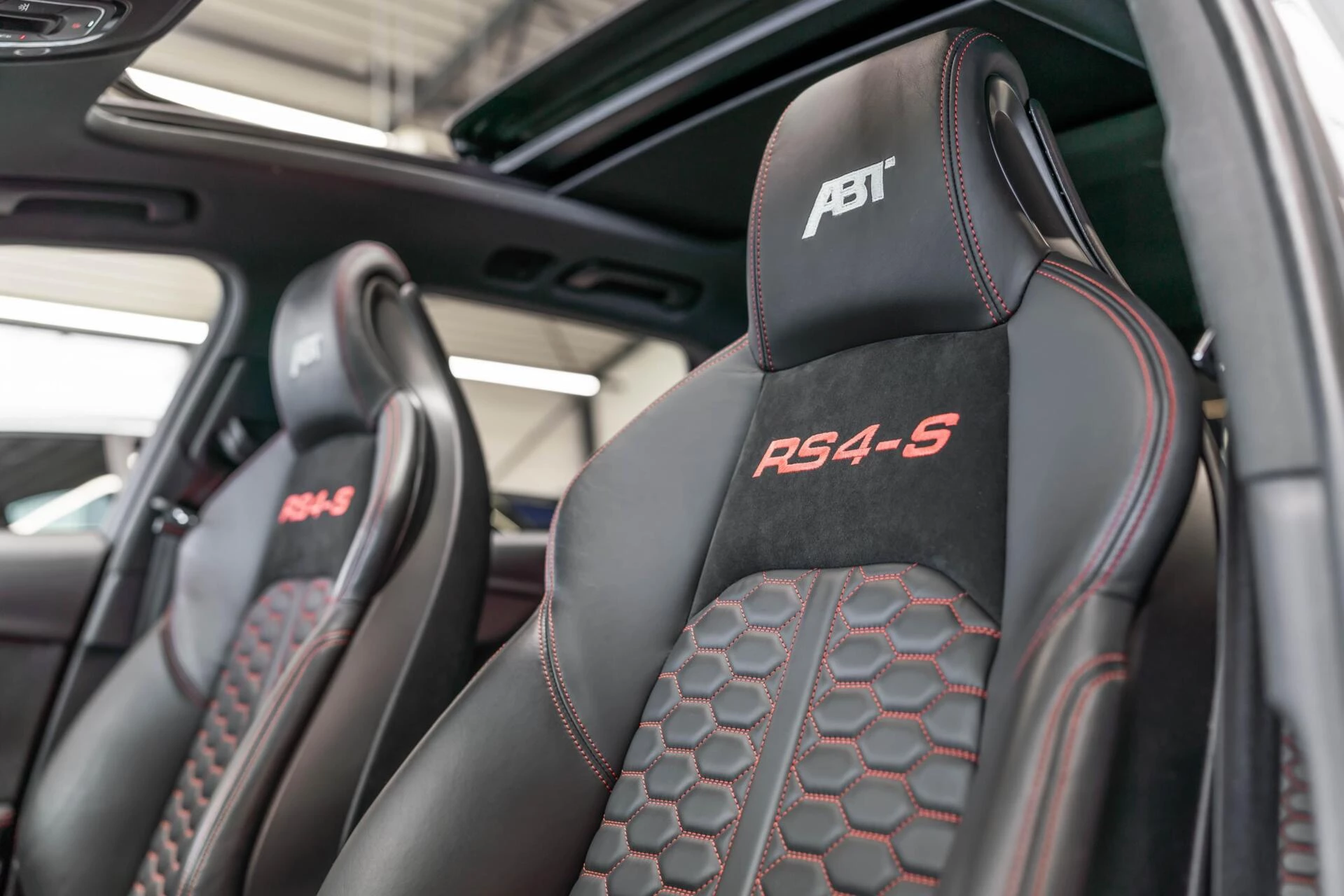 Hoofdafbeelding Audi RS4