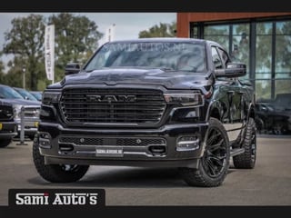 Dodge Ram Pick-Up 2025 LARAMIE NIGHT PREMIUM | BOM VOL + 14.4 INCH SCHERM | LUCHTVERING | HUD | HURRICAN 420PK 636 Nm TWIN TURBO | PRIJS MET LPG EN COVER EN GARANTIE | DUBBELE CABINE | PICK UP | 5 PERSOONS | DC | GRIJSKENTEKEN | VOORRAAD NR 2199 - 4973