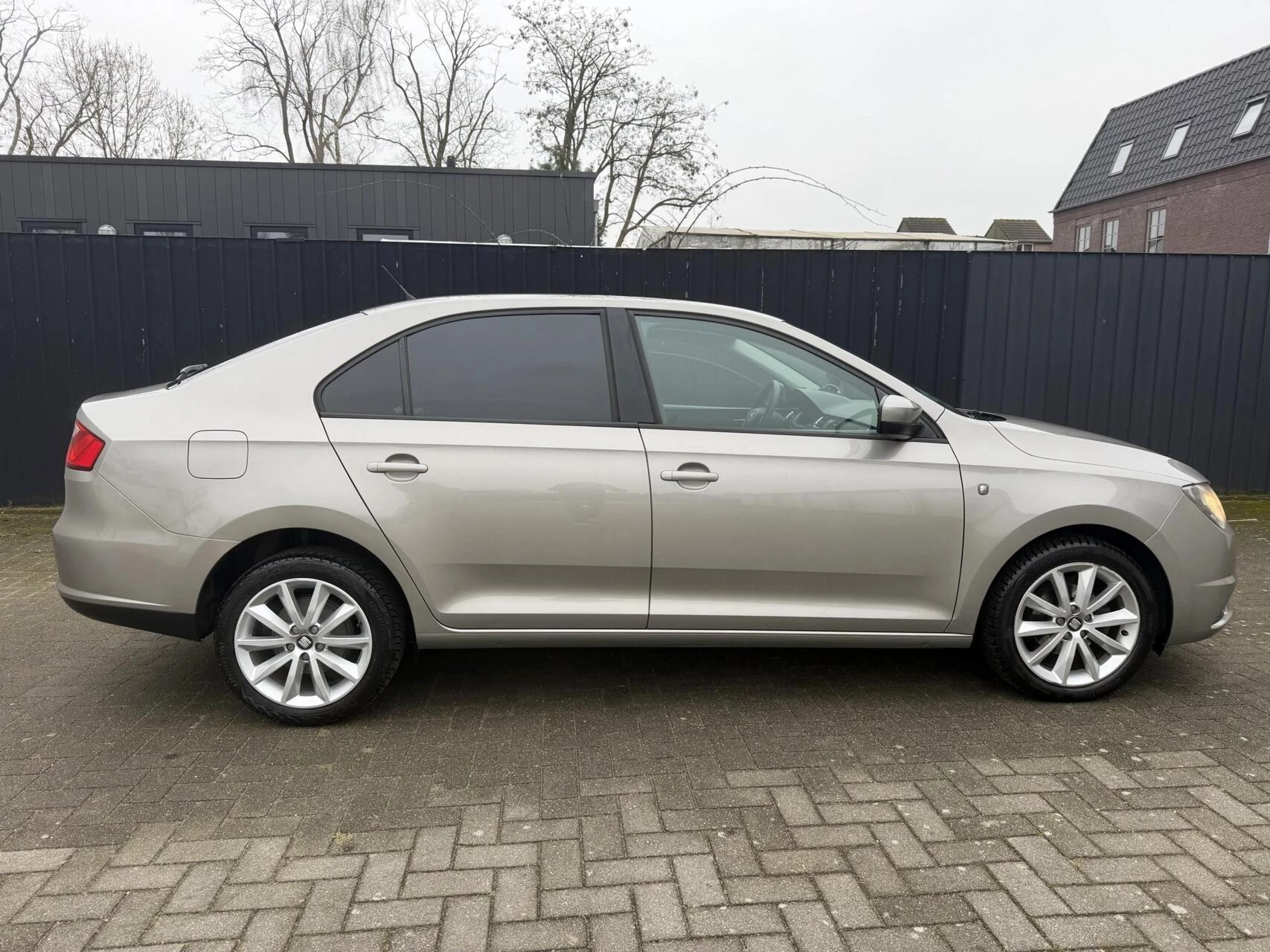 Hoofdafbeelding SEAT Toledo