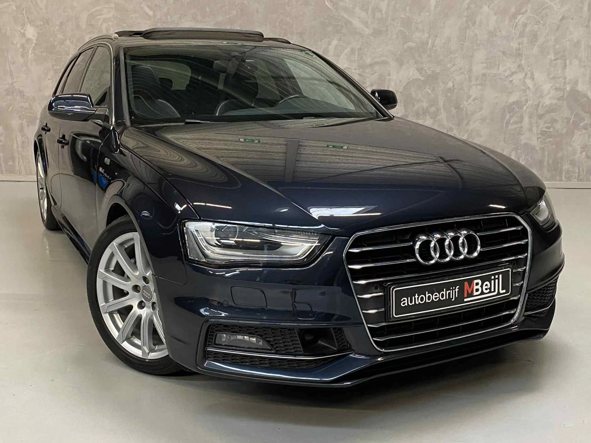 Hoofdafbeelding Audi A4