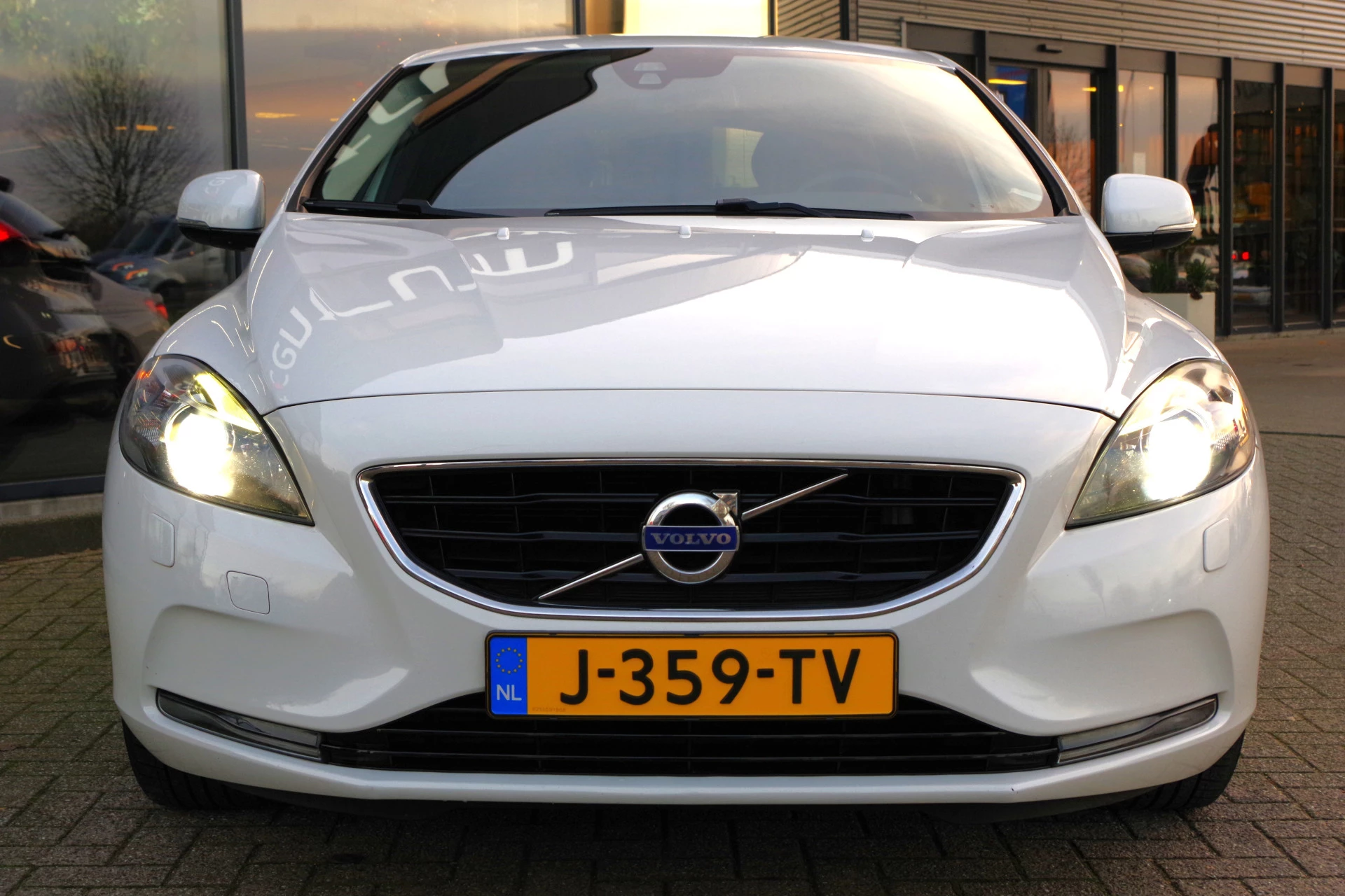 Hoofdafbeelding Volvo V40
