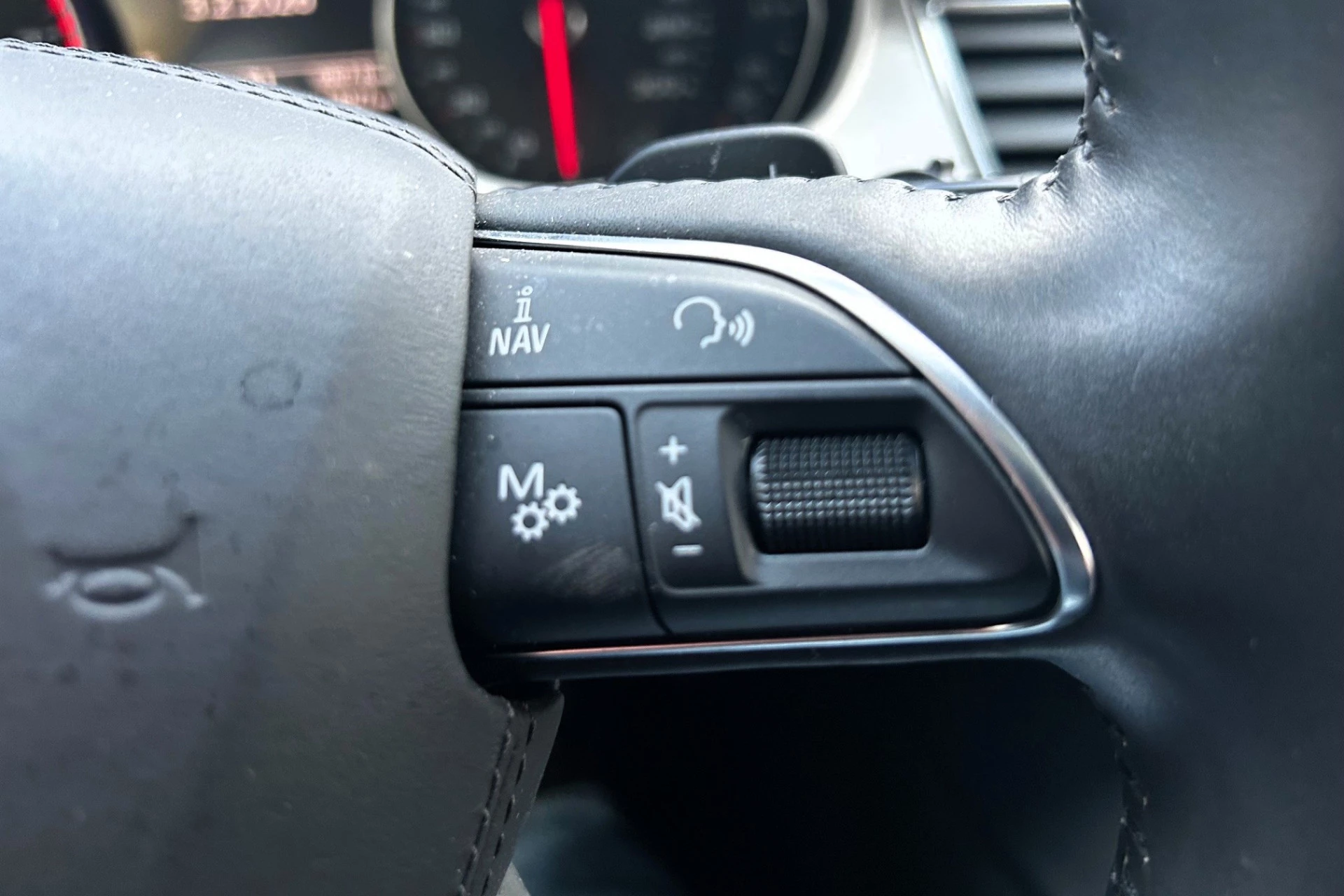 Hoofdafbeelding Audi A8