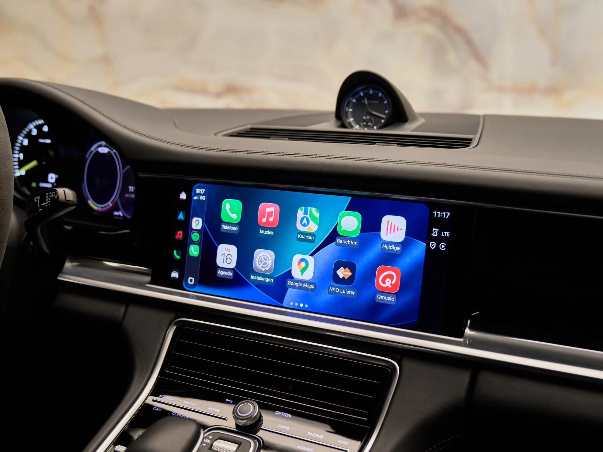 Hoofdafbeelding Porsche Panamera