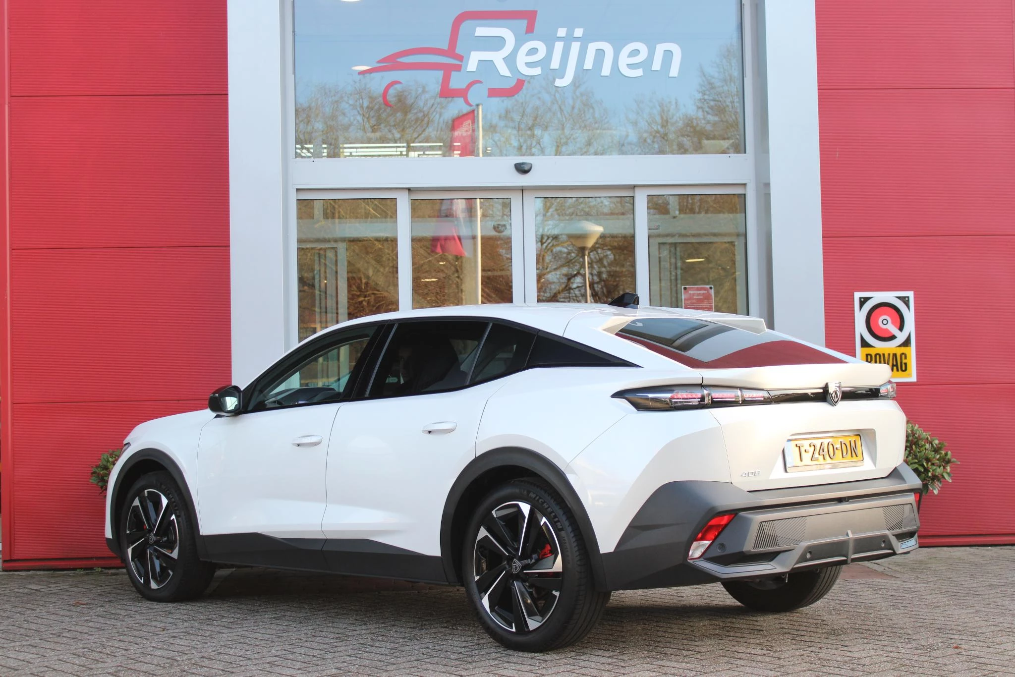 Hoofdafbeelding Peugeot 408