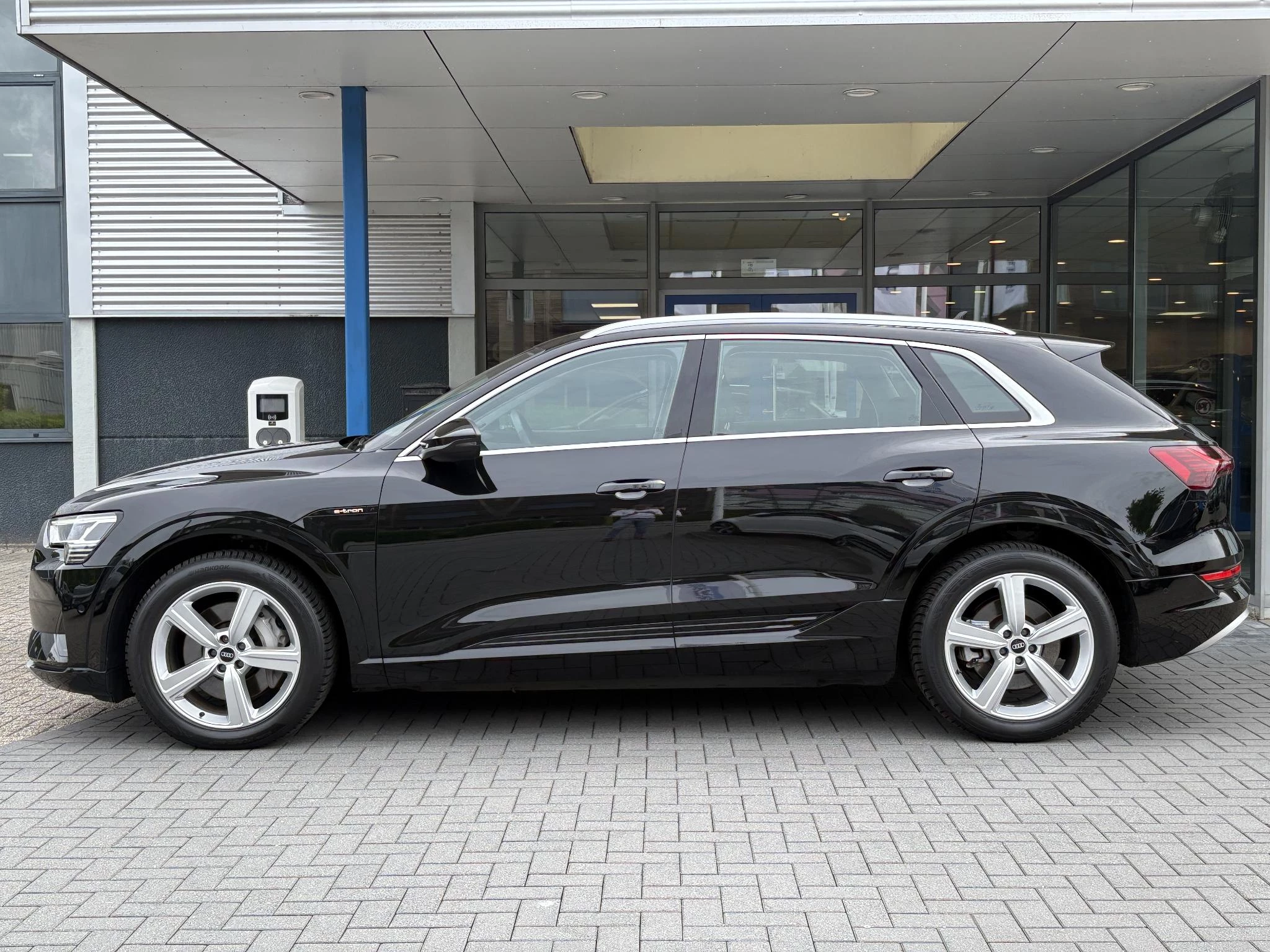 Hoofdafbeelding Audi e-tron