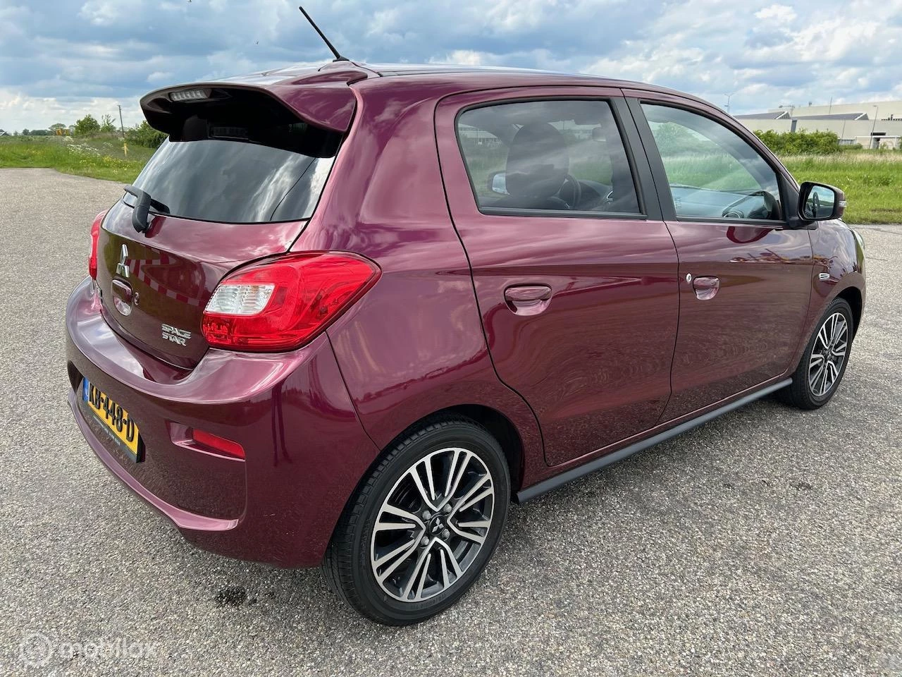 Hoofdafbeelding Mitsubishi Space Star