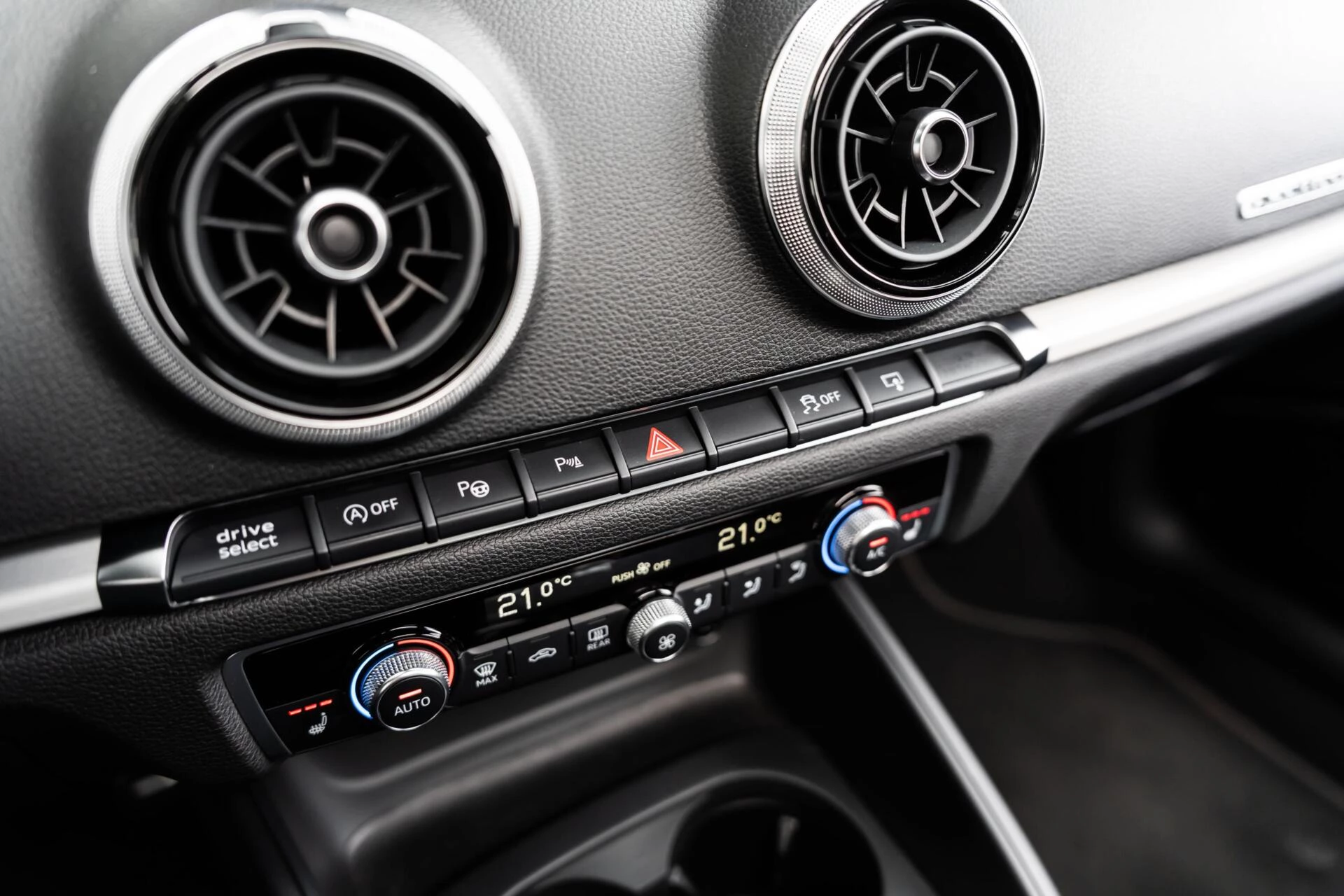 Hoofdafbeelding Audi S3