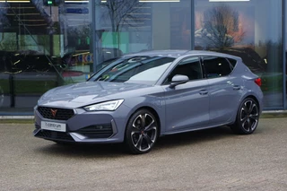 Hoofdafbeelding CUPRA Leon CUPRA Leon 1.4 e-Hybrid 245 PK VZ Adrenaline PHEV, Adap. Cruise Control, Stuur- & Stoelverwarming, LED