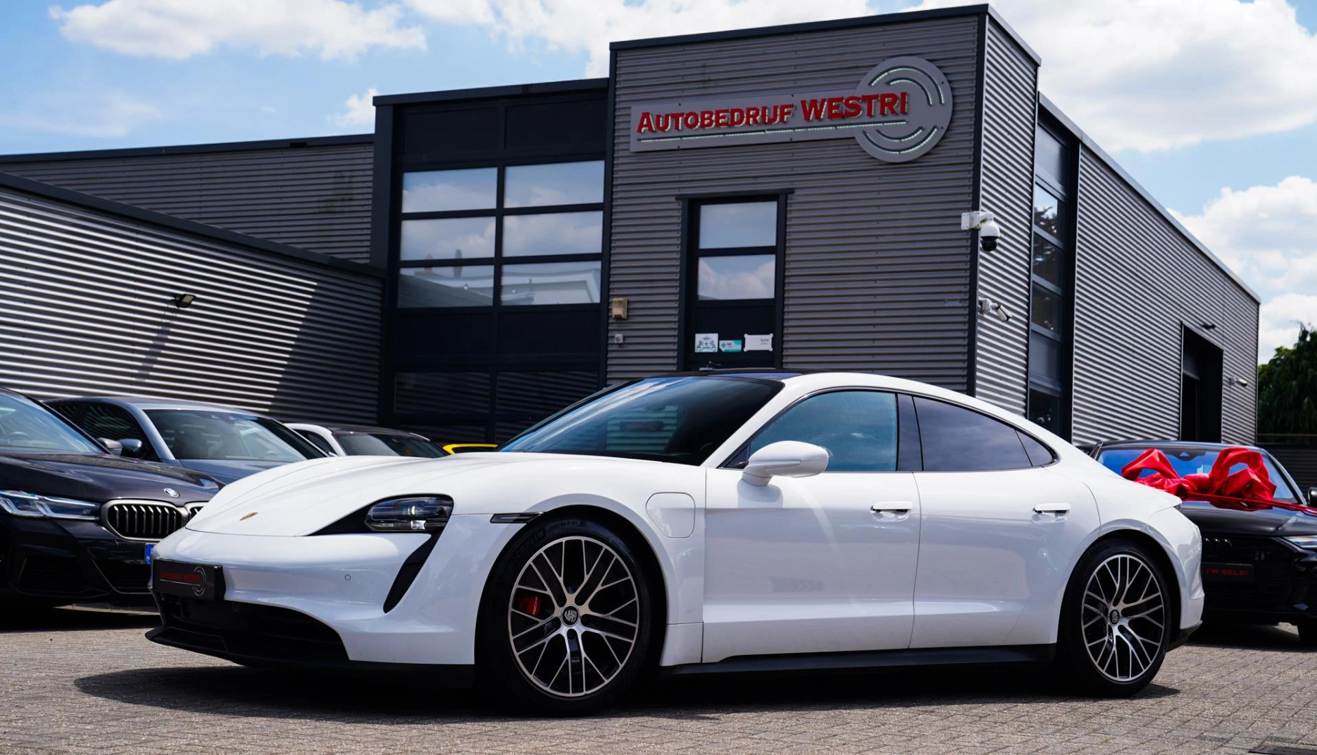 Hoofdafbeelding Porsche Taycan