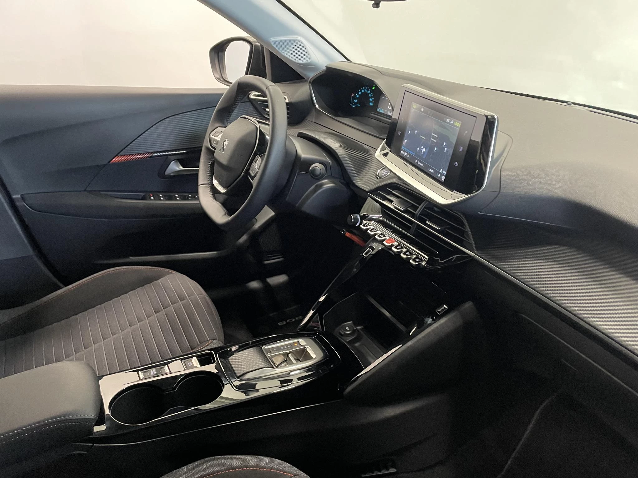 Hoofdafbeelding Peugeot e-208