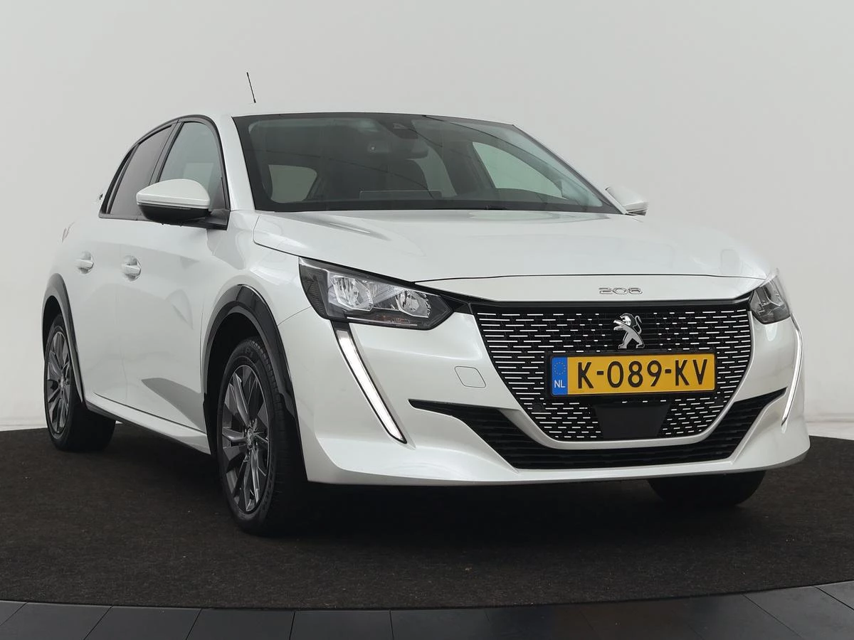 Hoofdafbeelding Peugeot e-208