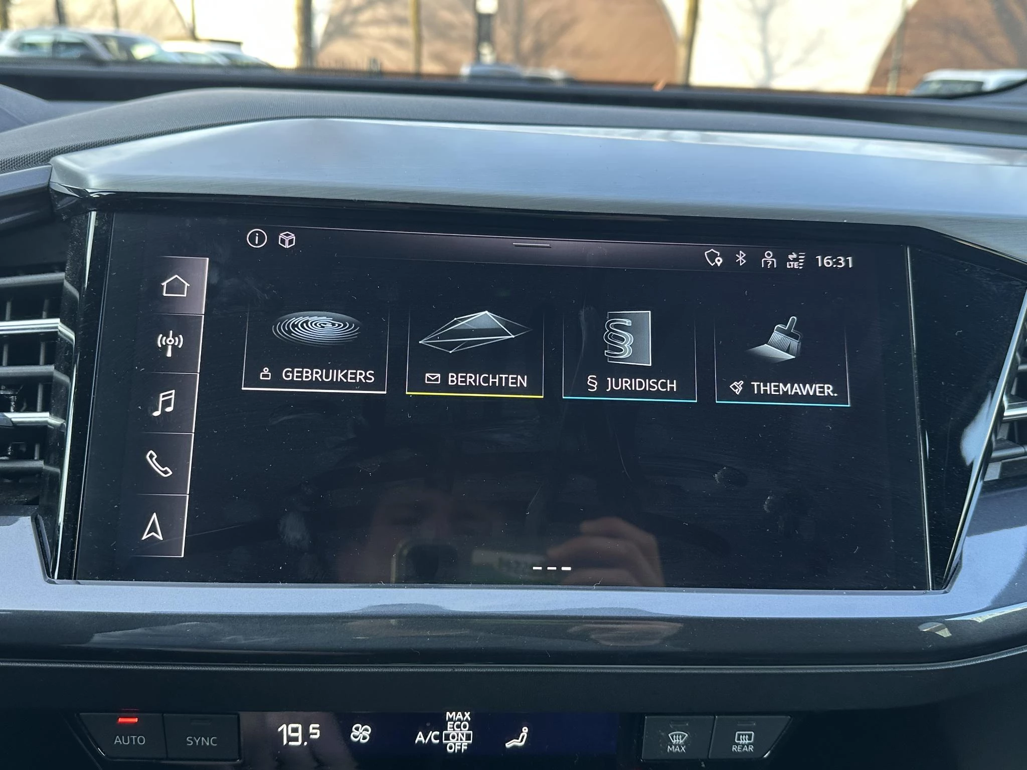 Hoofdafbeelding Audi Q4 Sportback e-tron