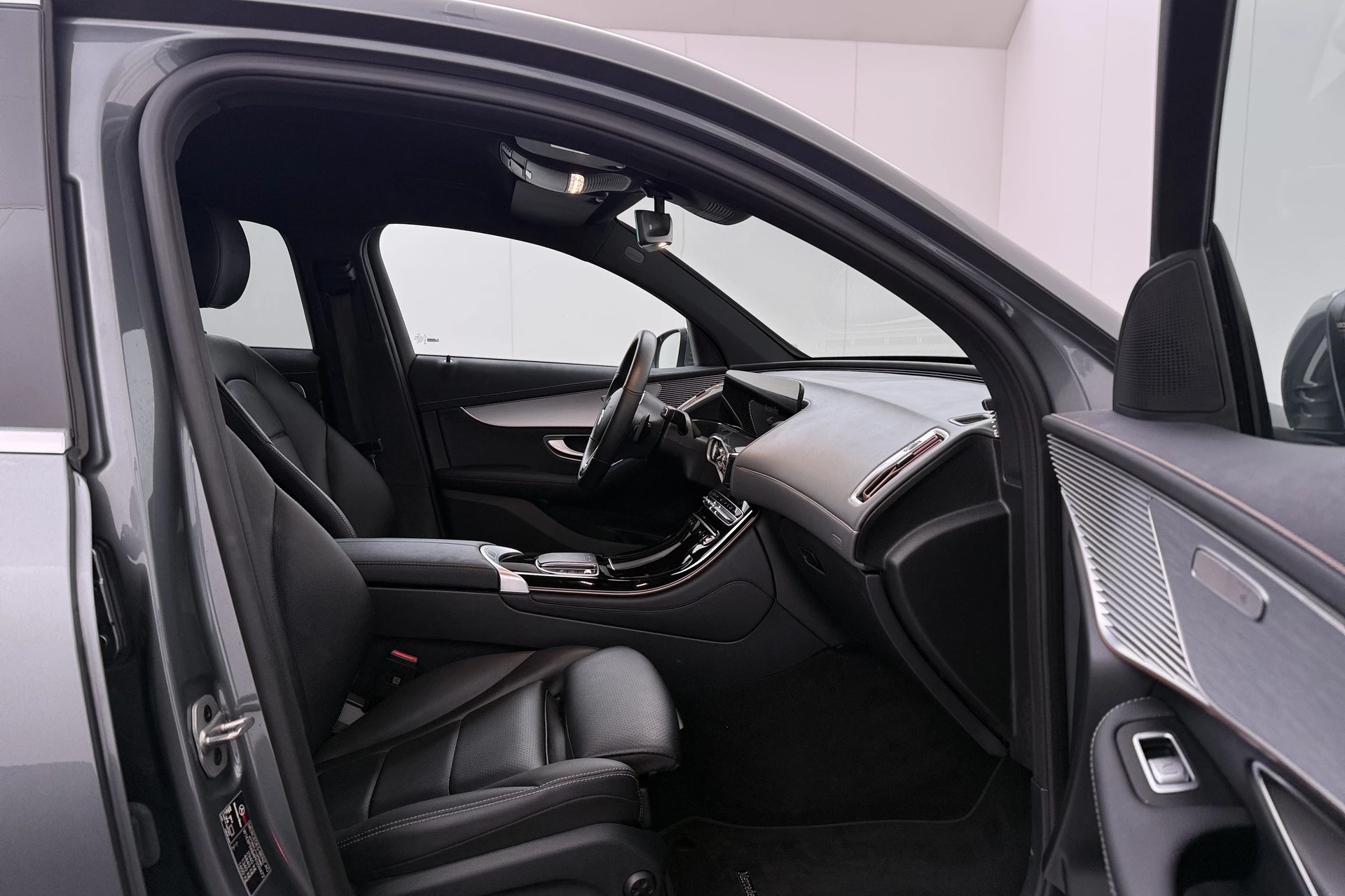 Hoofdafbeelding Mercedes-Benz EQC