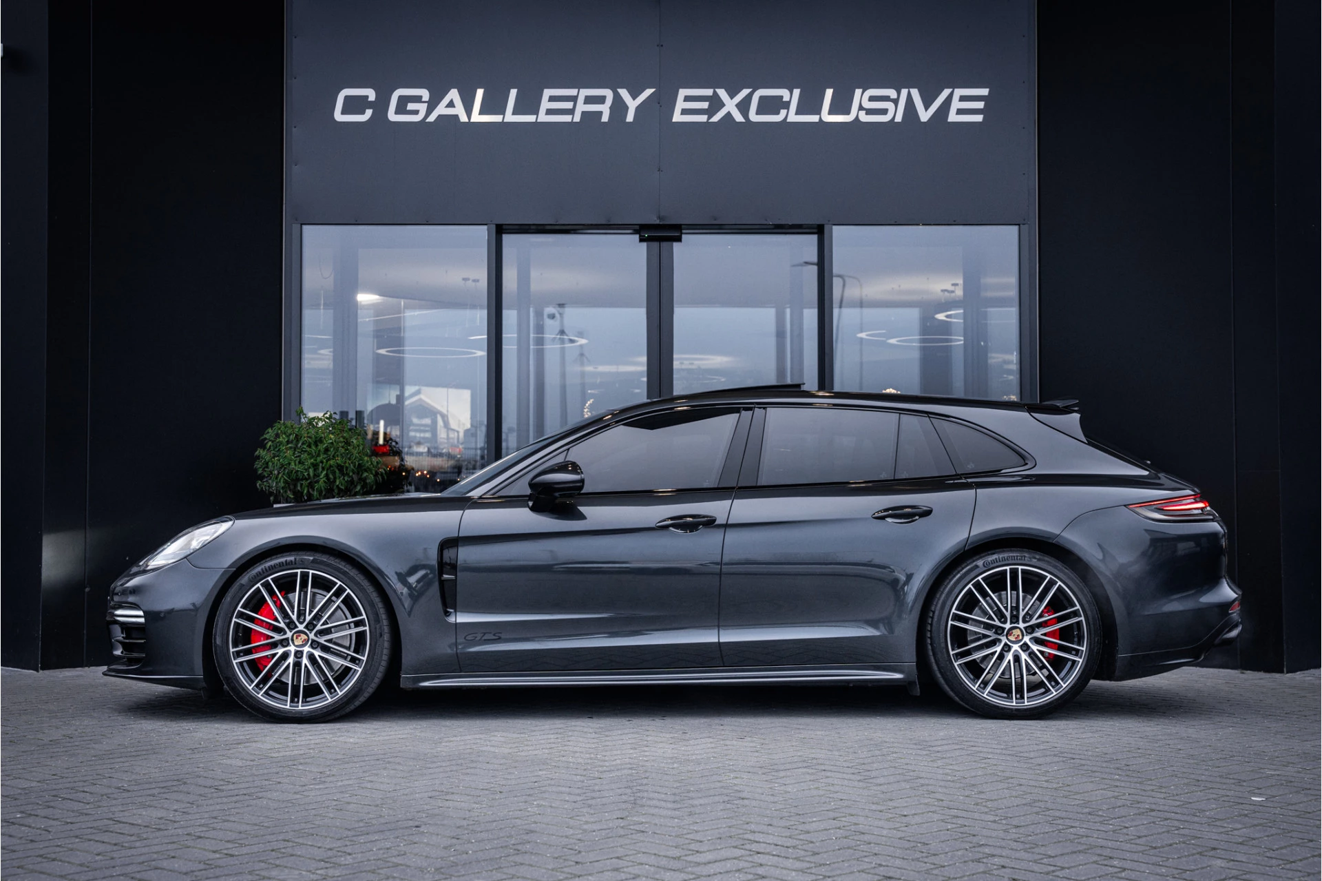 Hoofdafbeelding Porsche Panamera