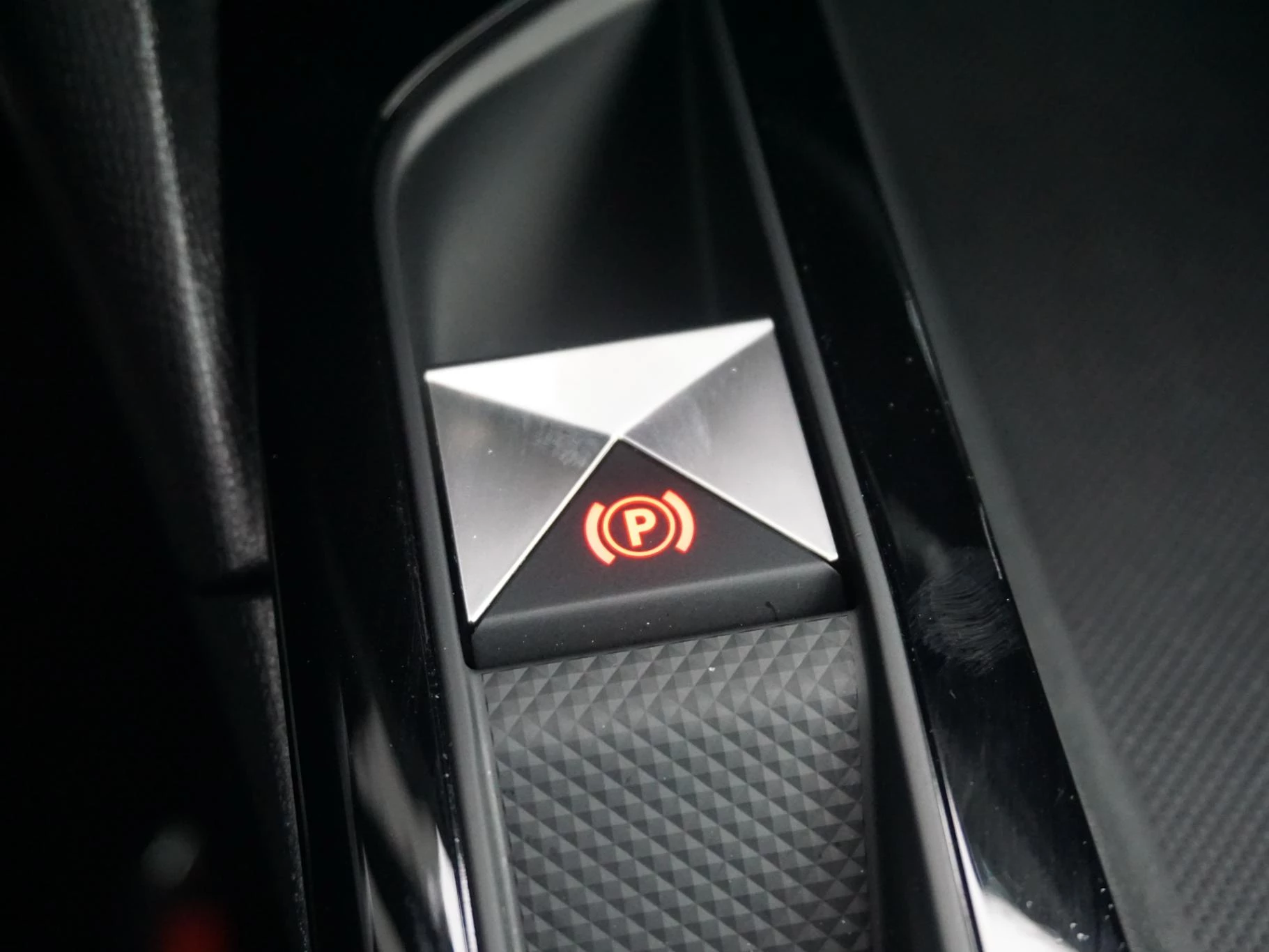 Hoofdafbeelding DS DS 3