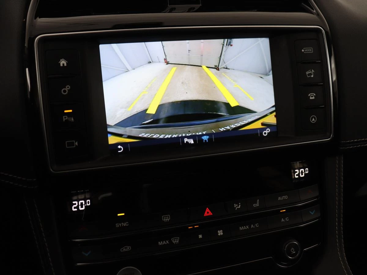 Hoofdafbeelding Jaguar F-PACE