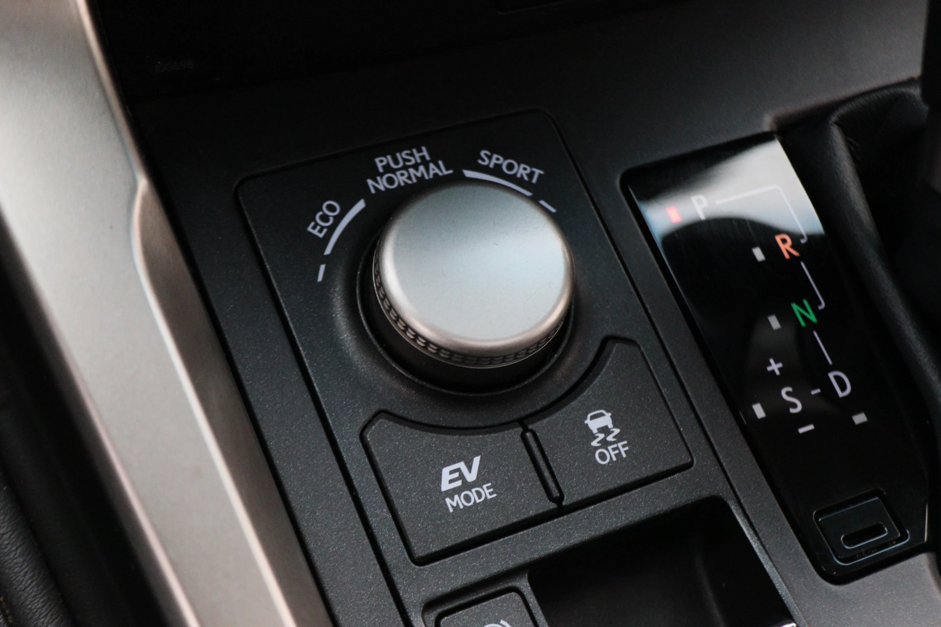 Hoofdafbeelding Lexus NX