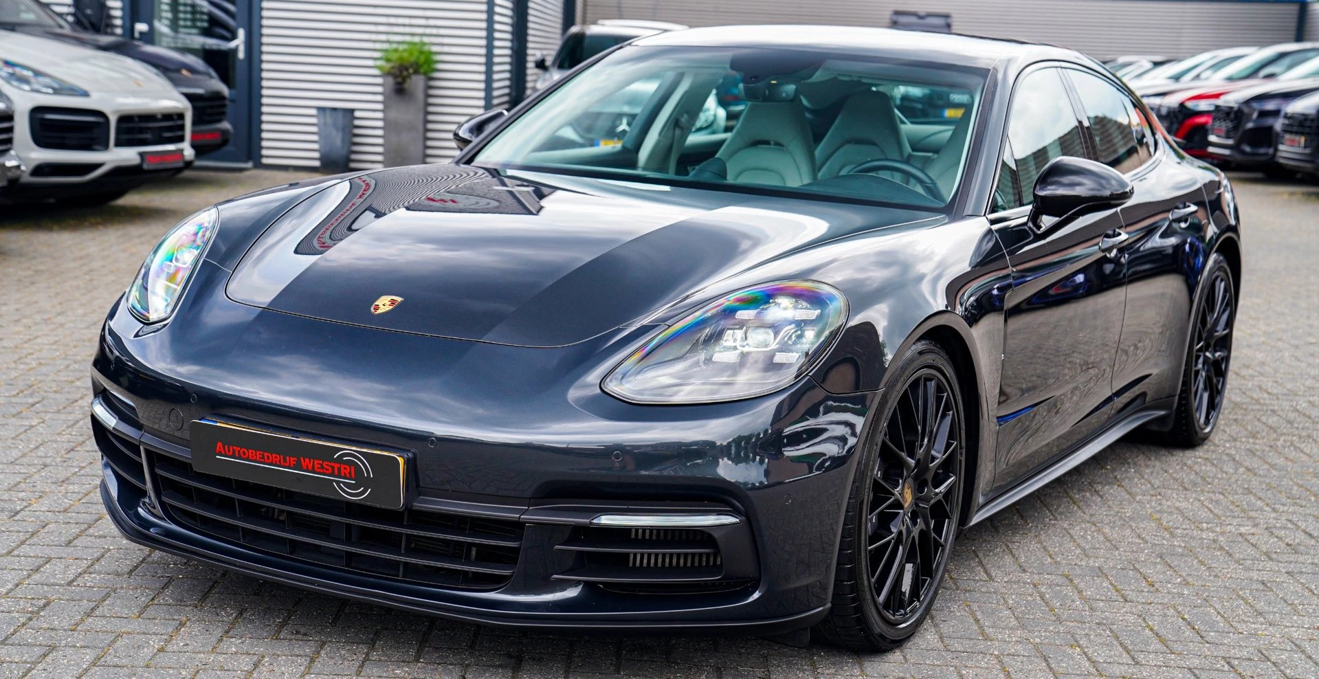 Hoofdafbeelding Porsche Panamera
