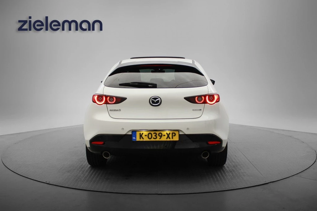 Hoofdafbeelding Mazda 3