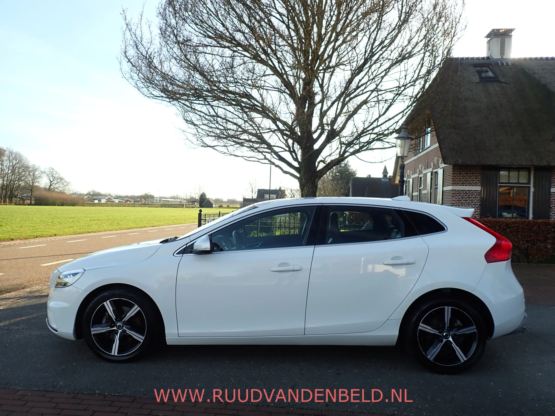 Hoofdafbeelding Volvo V40