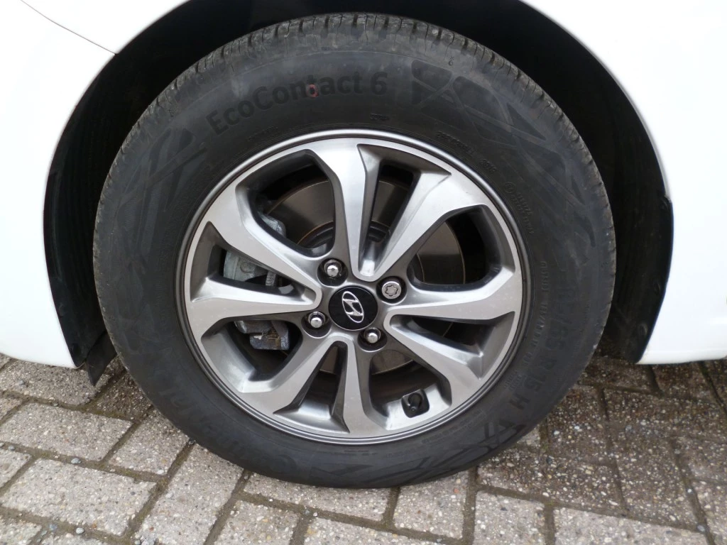 Hoofdafbeelding Hyundai i20