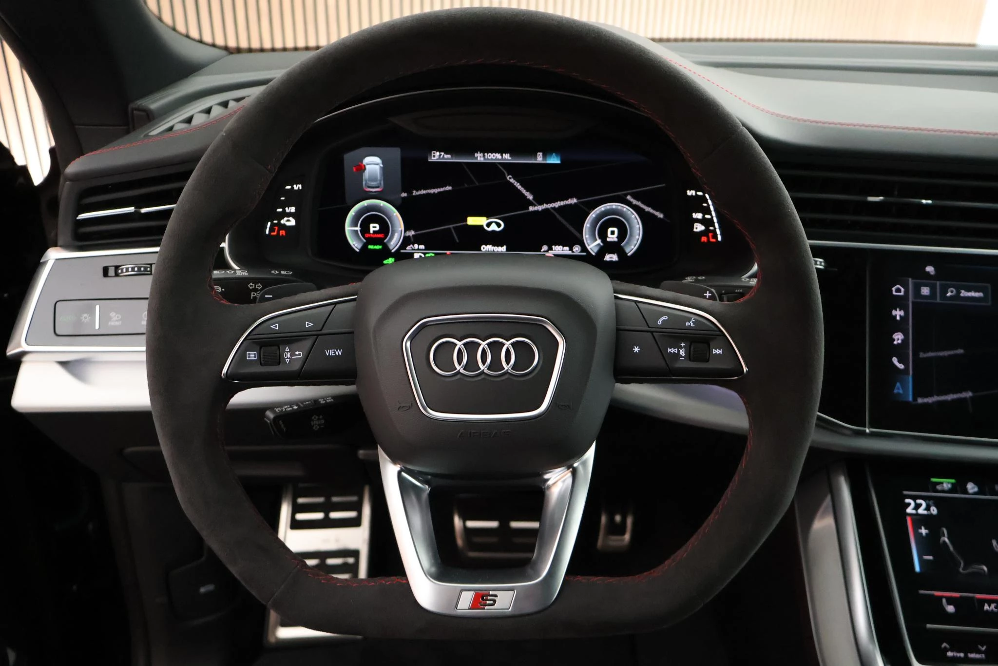 Hoofdafbeelding Audi Q8