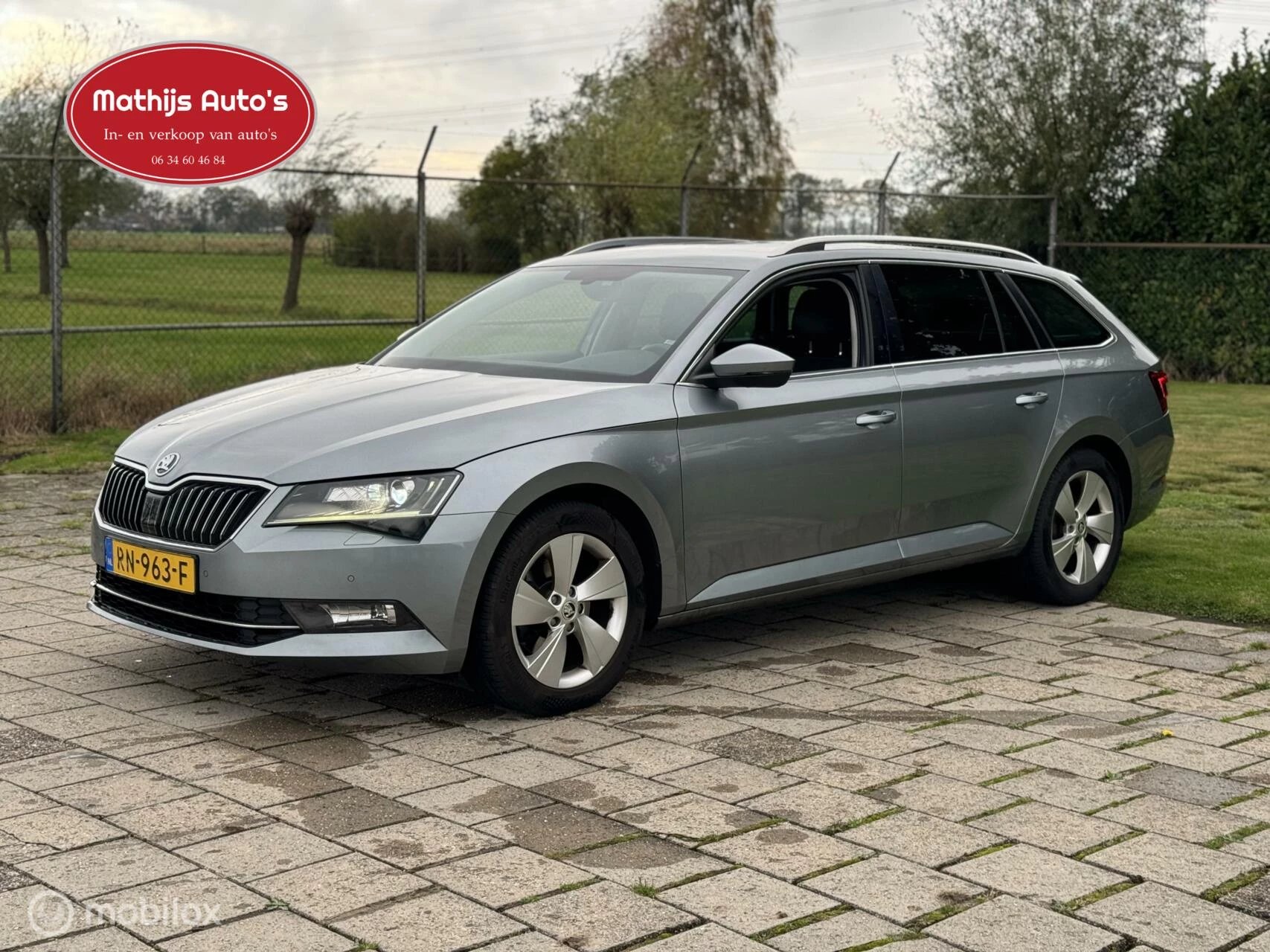 Hoofdafbeelding Škoda Superb