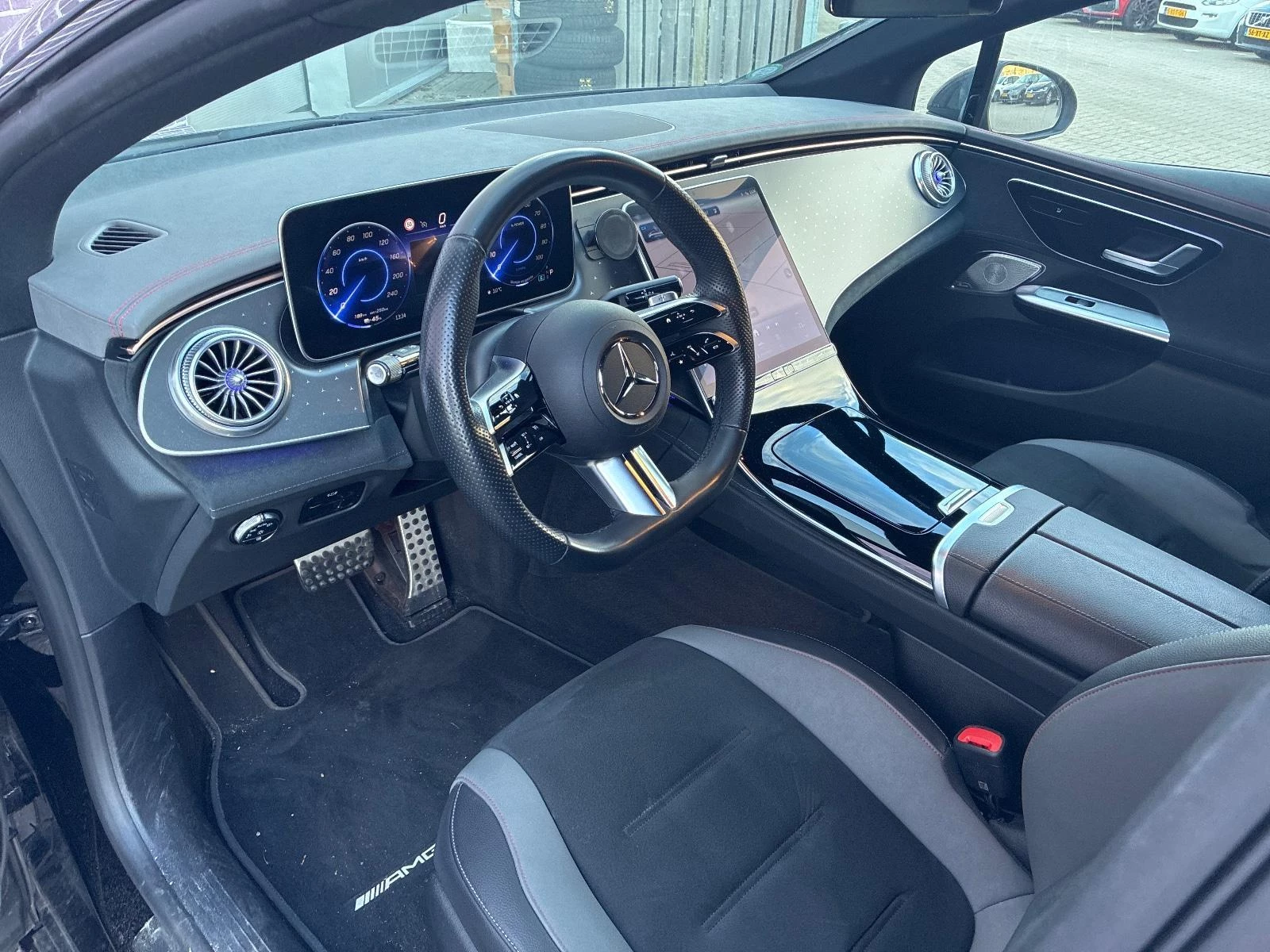 Hoofdafbeelding Mercedes-Benz EQE