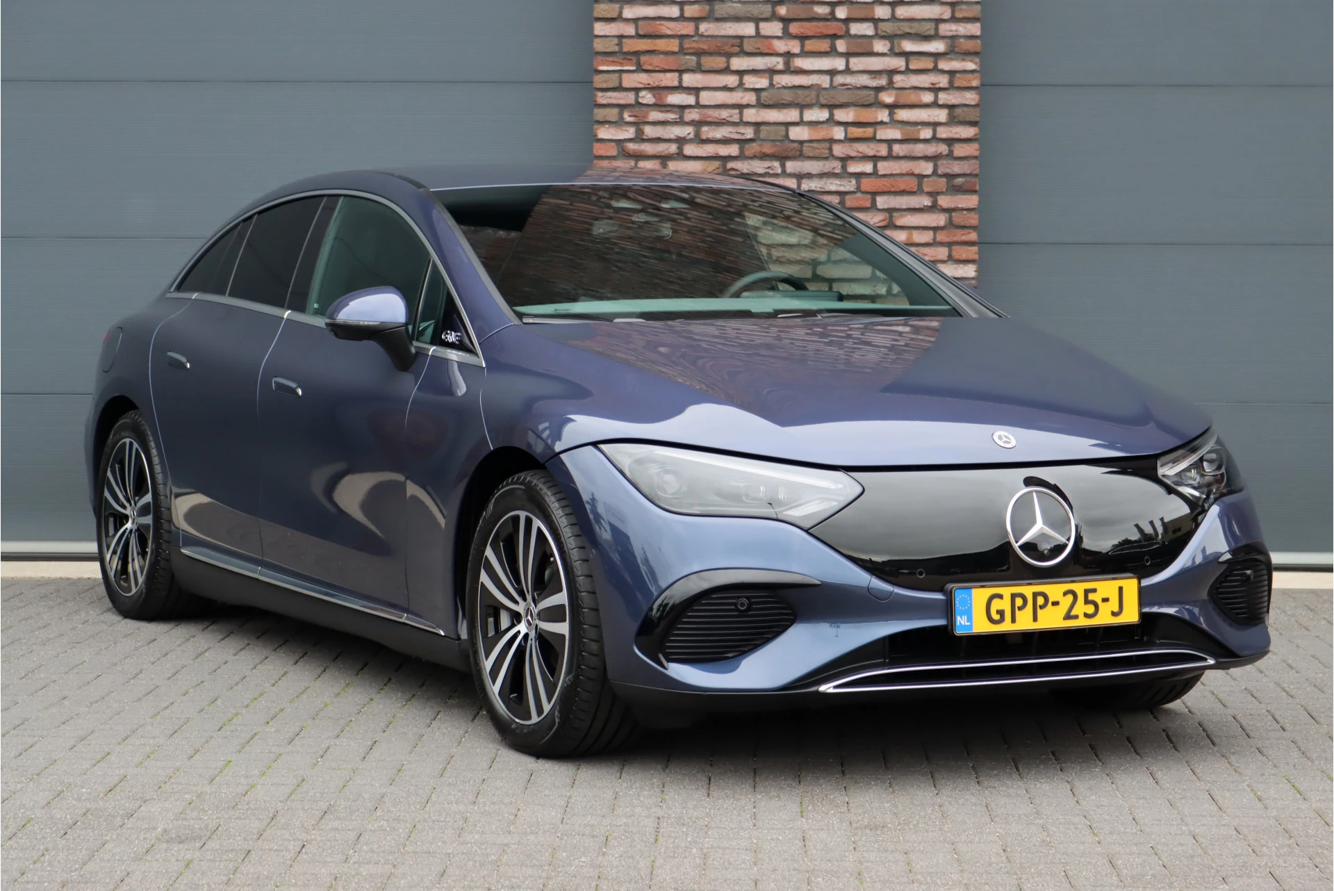 Hoofdafbeelding Mercedes-Benz EQE