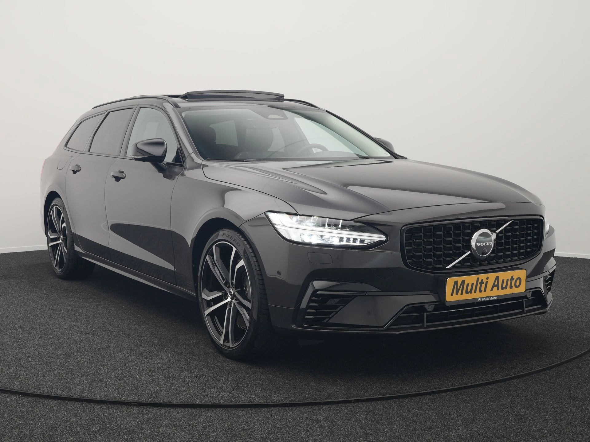 Hoofdafbeelding Volvo V90