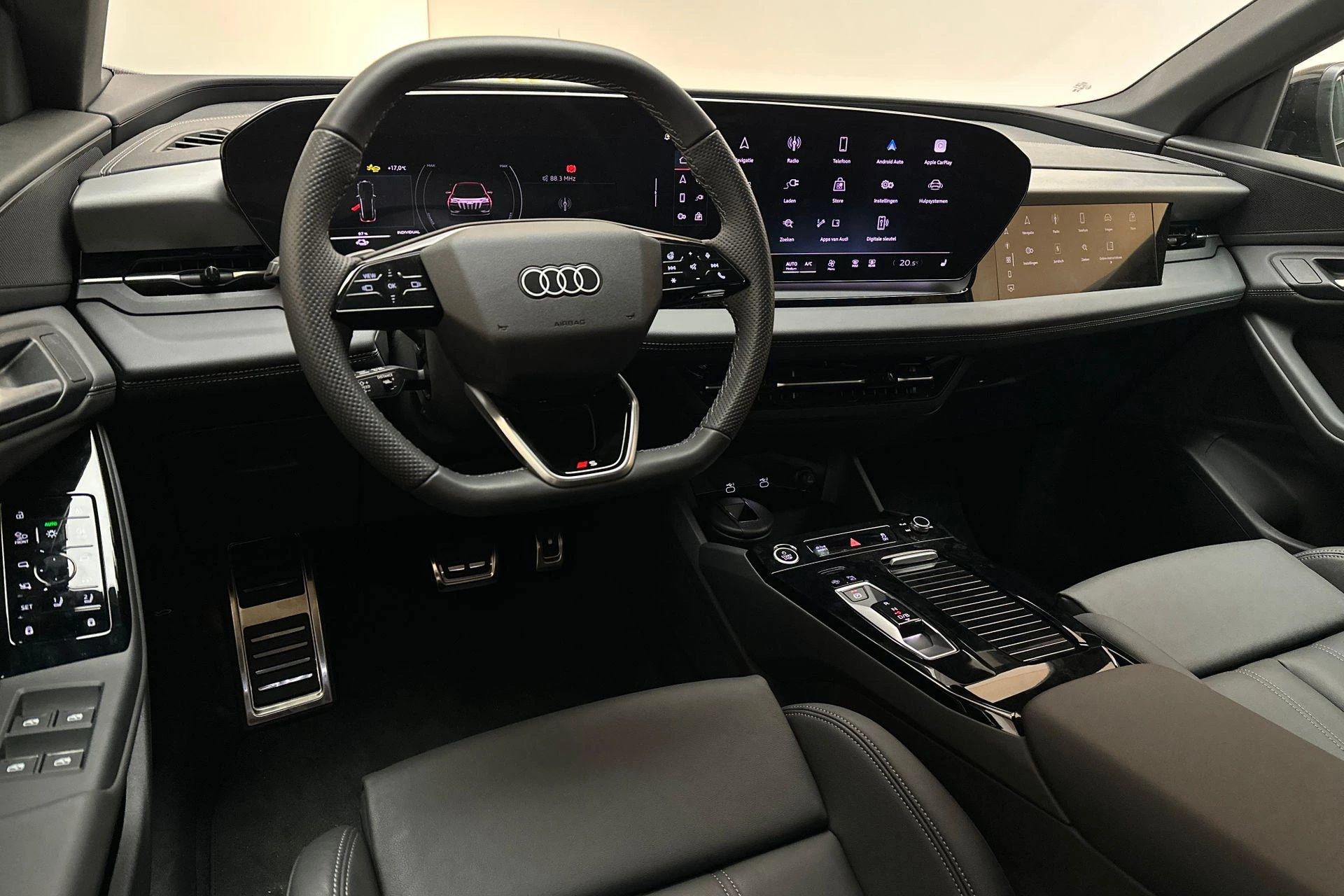 Hoofdafbeelding Audi Q6 e-tron