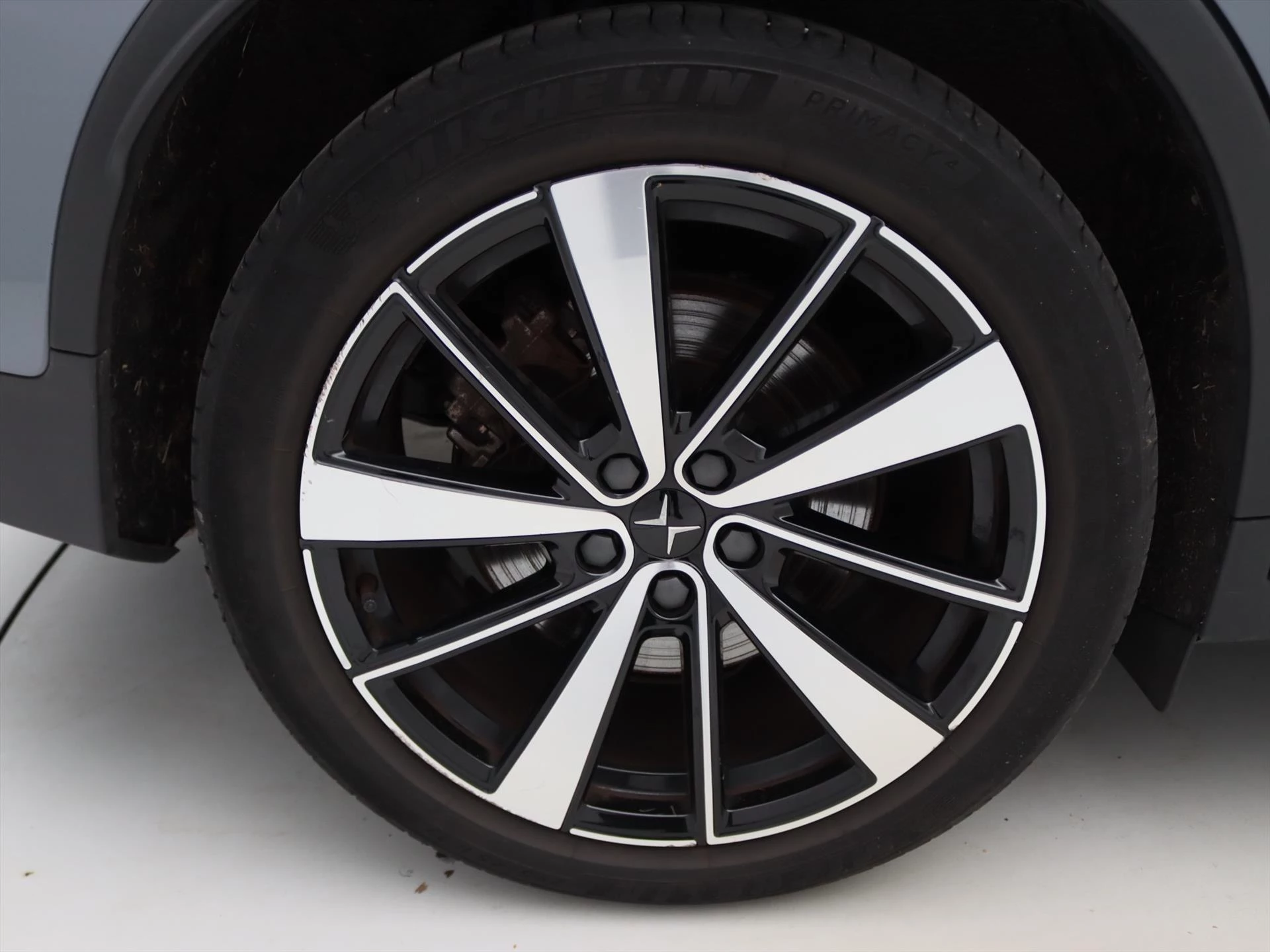 Hoofdafbeelding Polestar 2