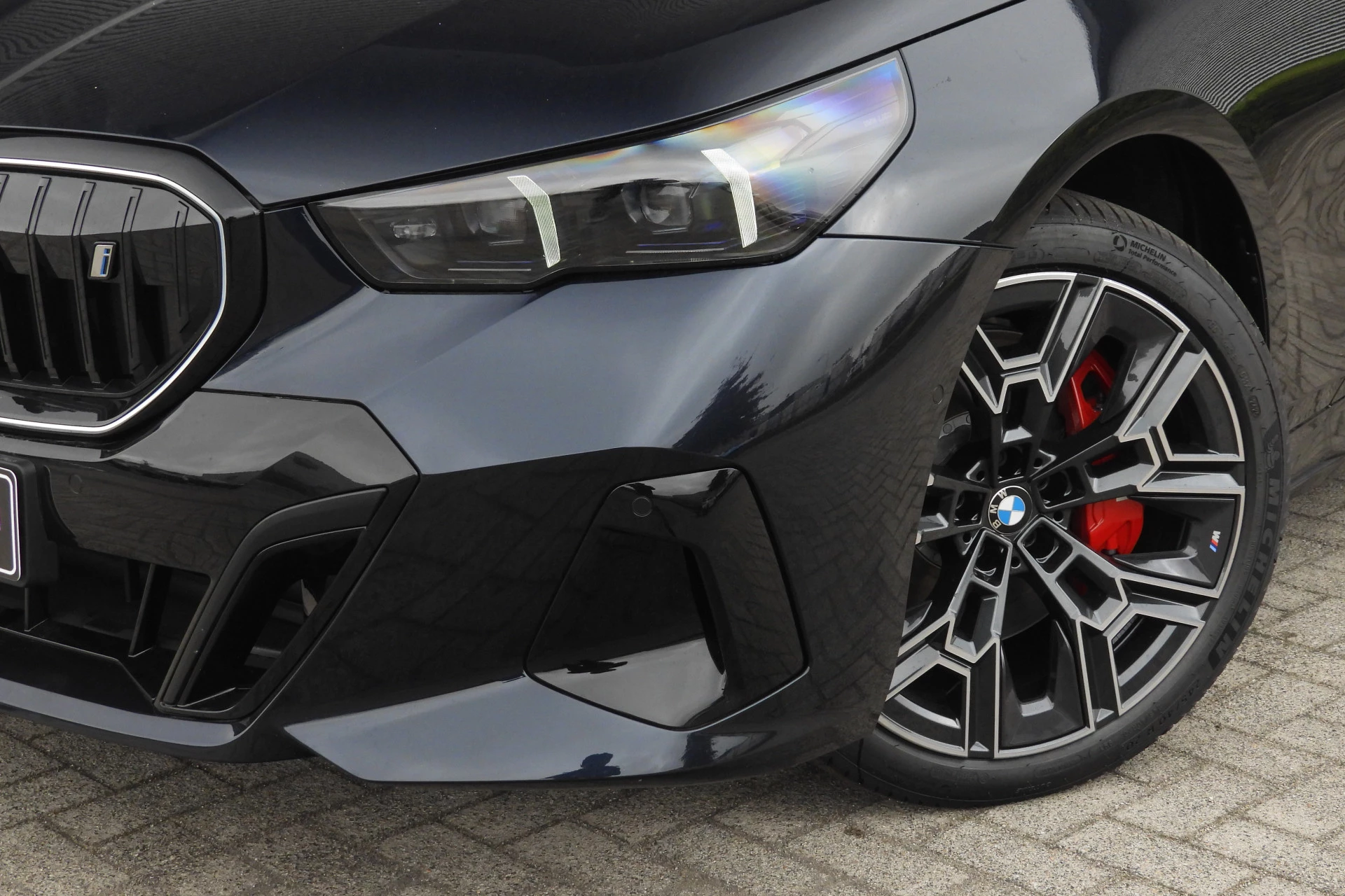 Hoofdafbeelding BMW i5