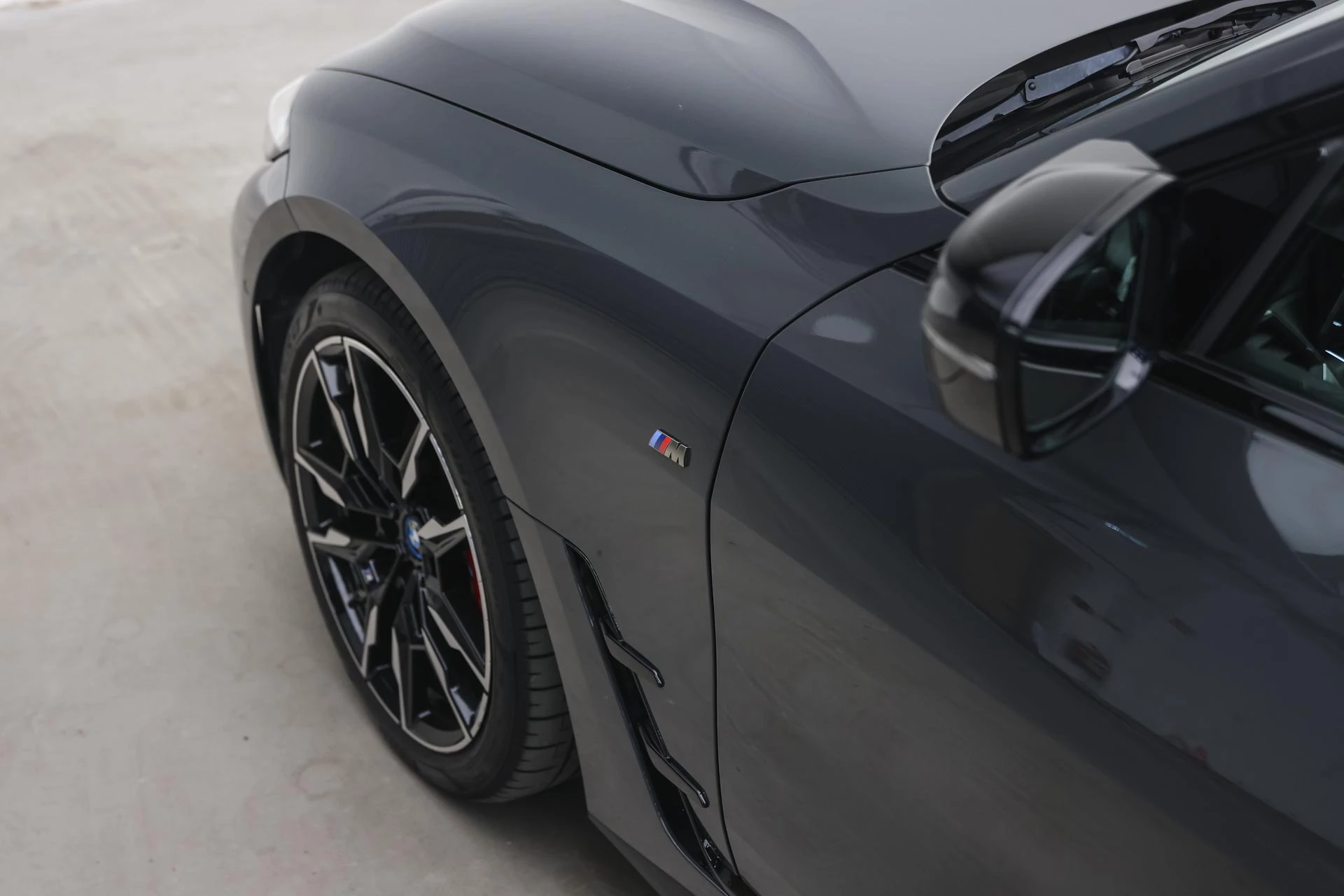 Hoofdafbeelding BMW i4