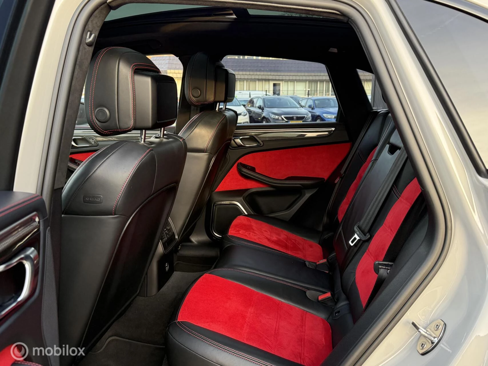 Hoofdafbeelding Porsche Macan