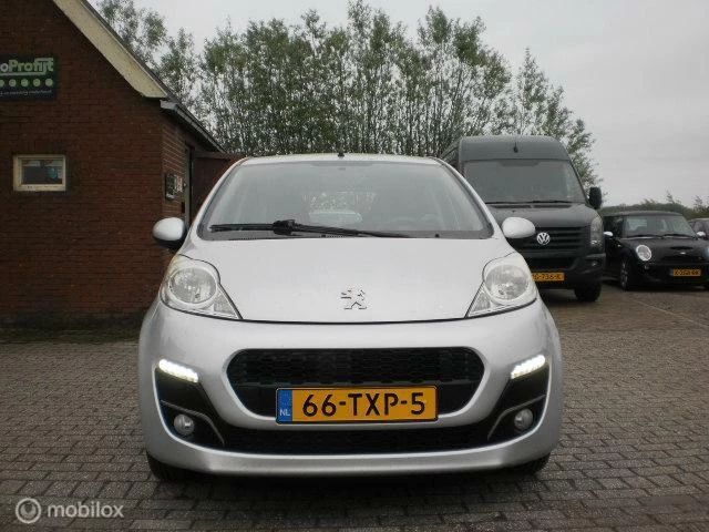 Hoofdafbeelding Peugeot 107