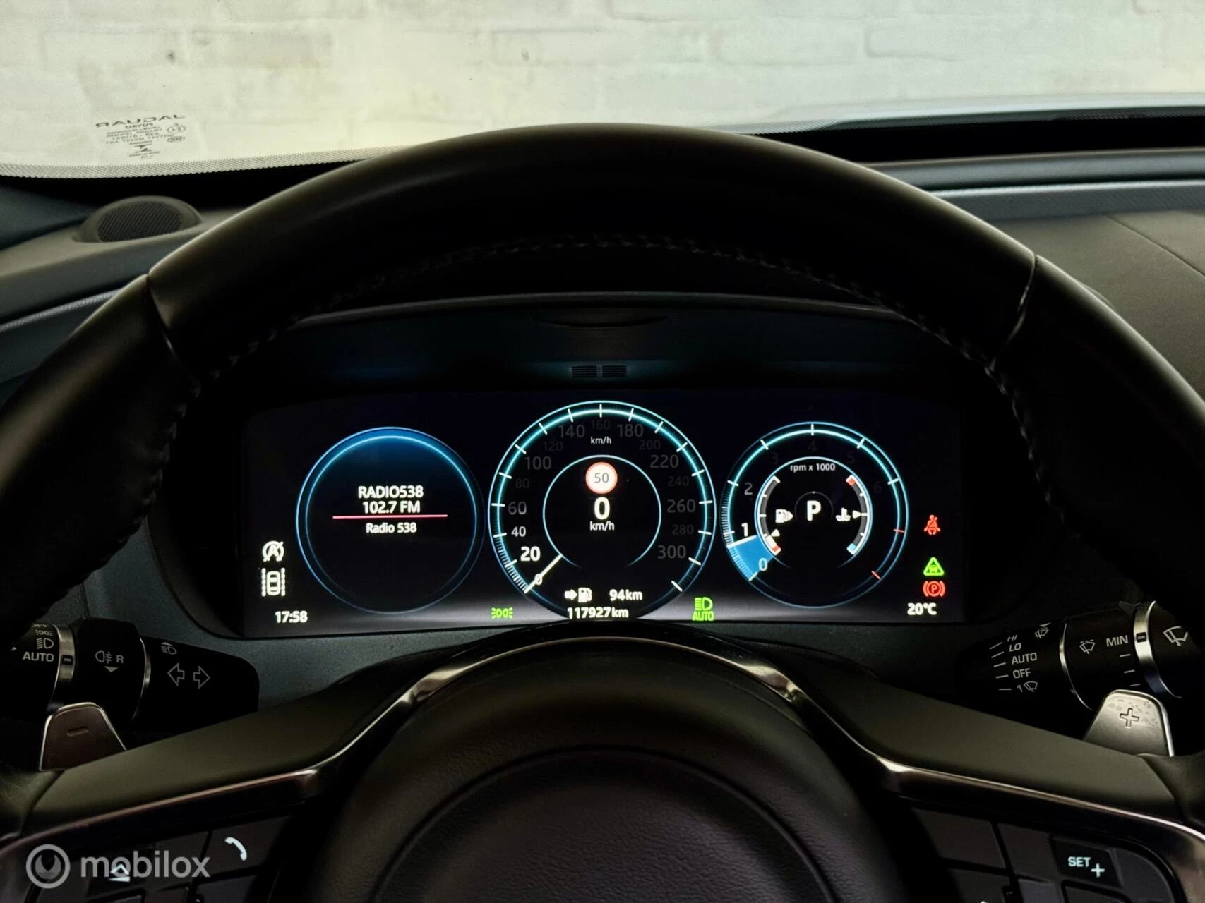 Hoofdafbeelding Jaguar XE