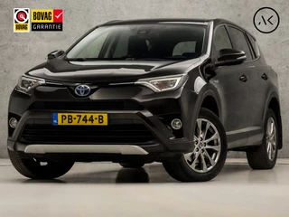 Toyota RAV4 2.5 Hybrid Sport 197Pk Automaat (NAVIGATIE, CAMERA, TREKHAAK, STOELVERWARMING, SPORTSTOELEN, GETINT GLAS, KEYLESS, CRUISE, NIEUWSTAAT)