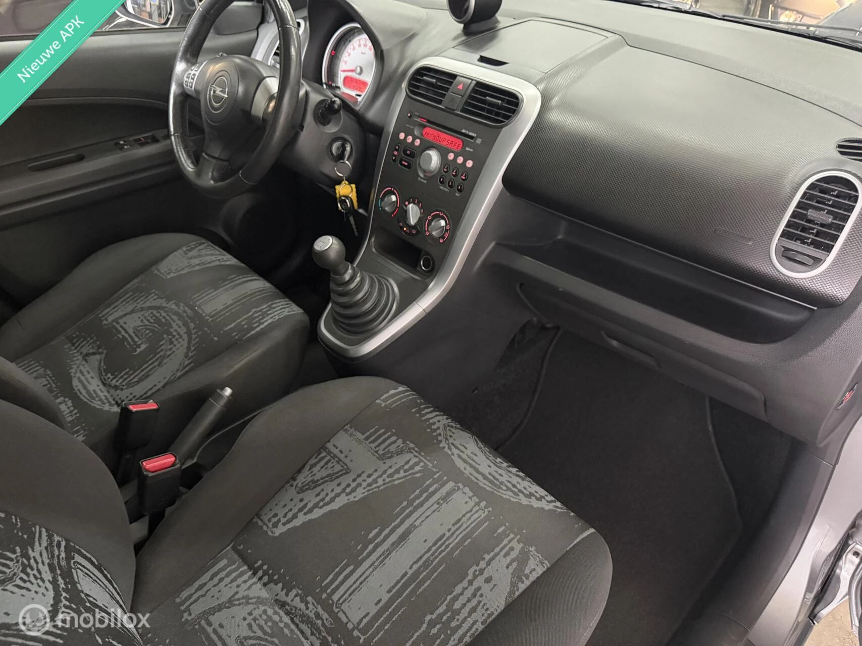 Hoofdafbeelding Opel Agila