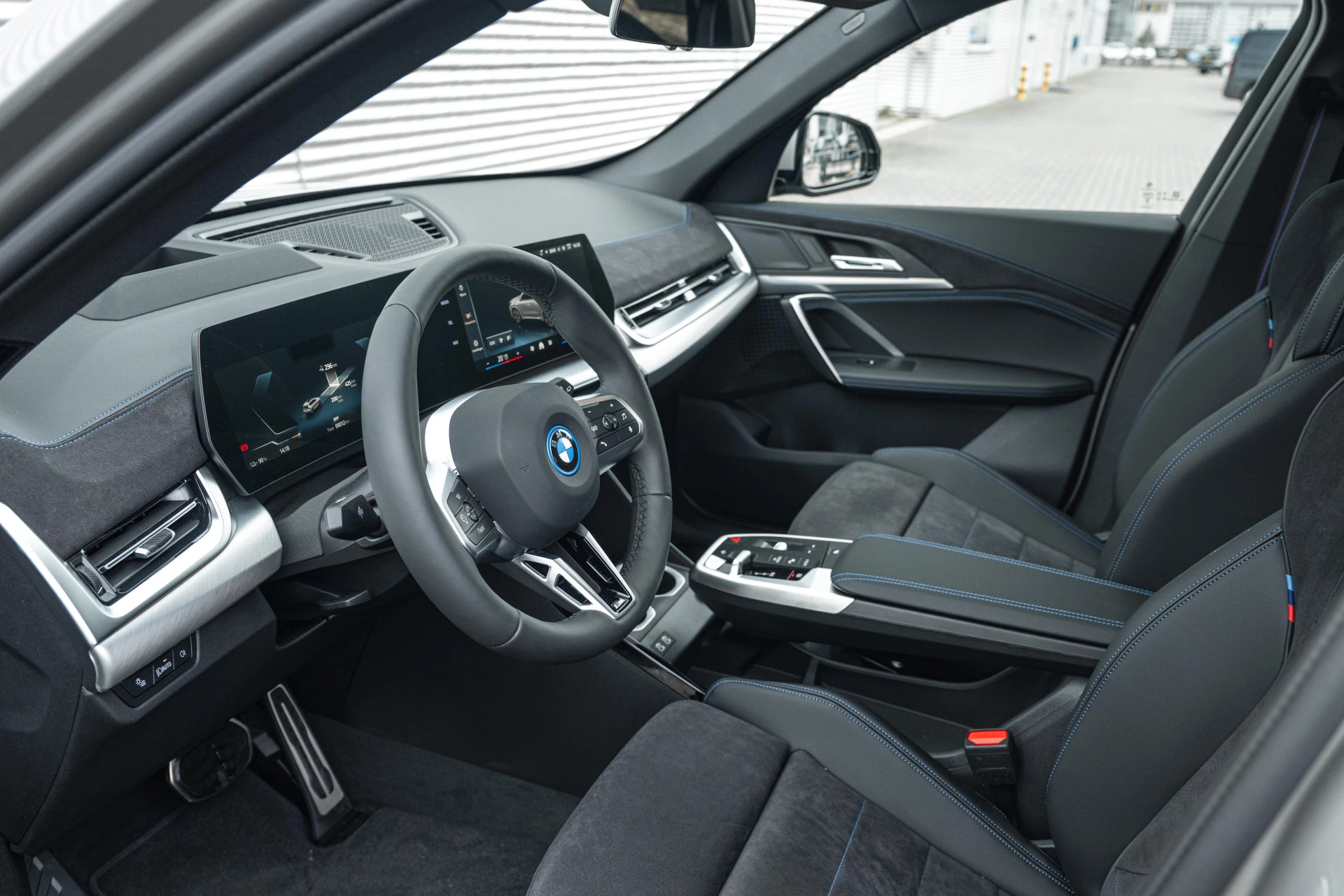 Hoofdafbeelding BMW iX1