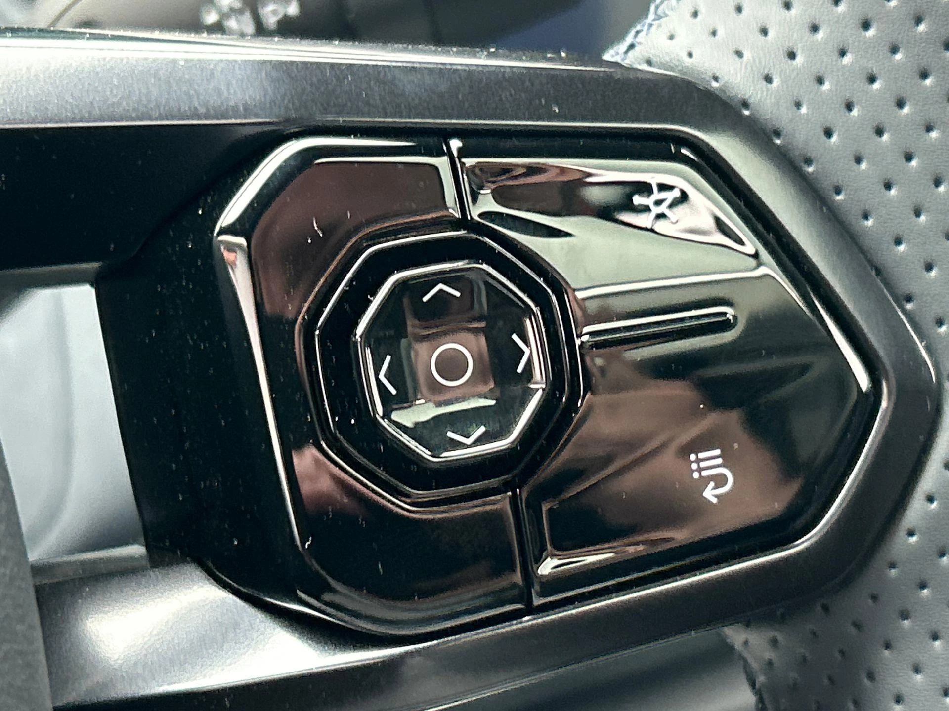 Hoofdafbeelding Lynk & Co 08