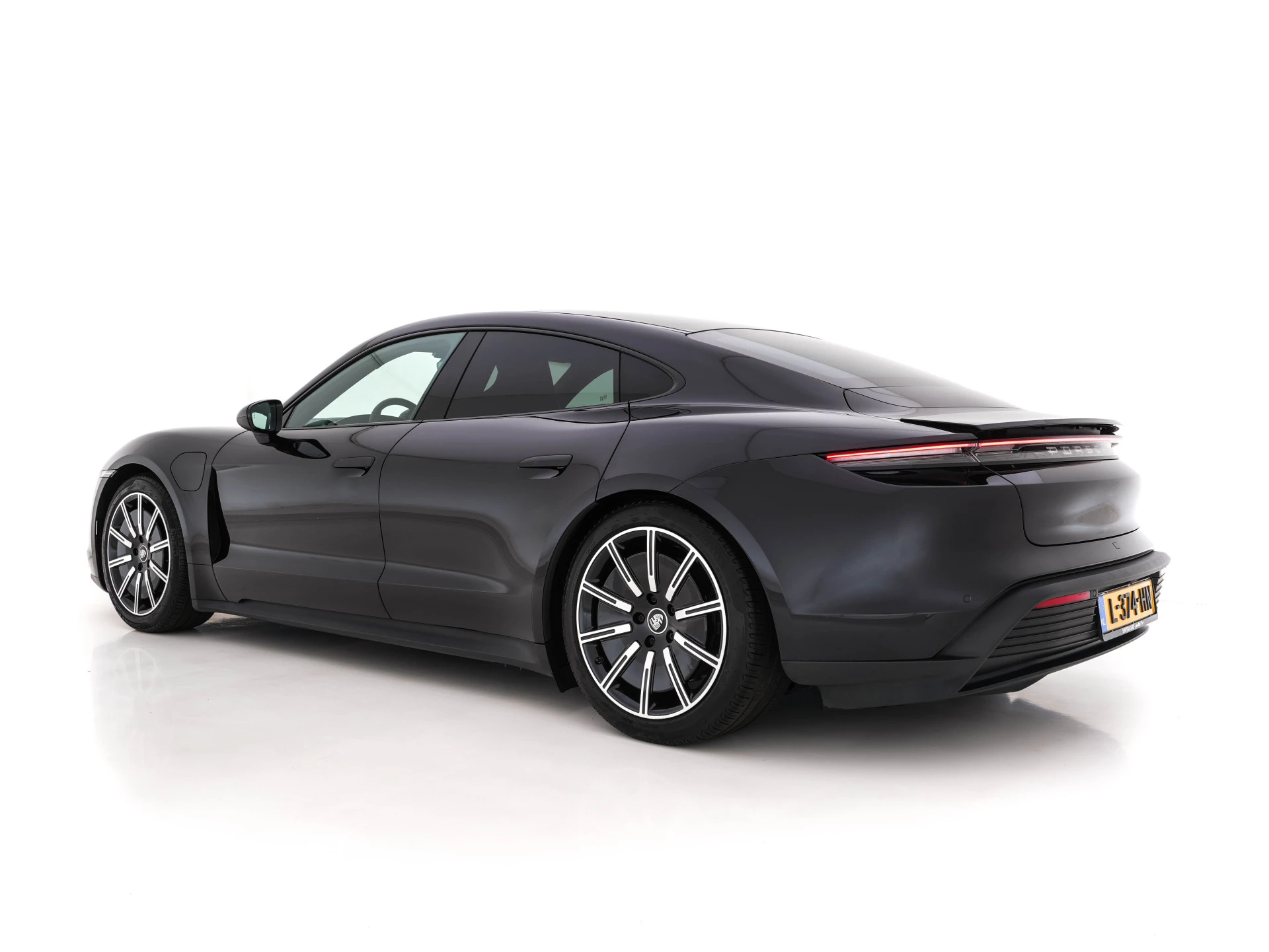 Hoofdafbeelding Porsche Taycan