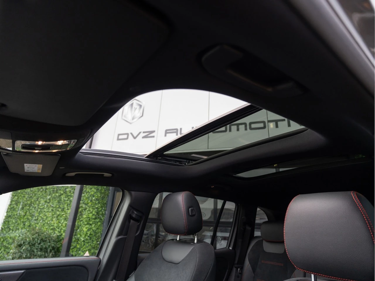 Hoofdafbeelding Mercedes-Benz EQB