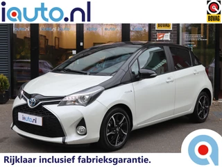Toyota Yaris 1.5 Hybrid Volcano Bi-Tone Panorama/Keyless/Camera/Navi/Ecc/Crc/LED/16"